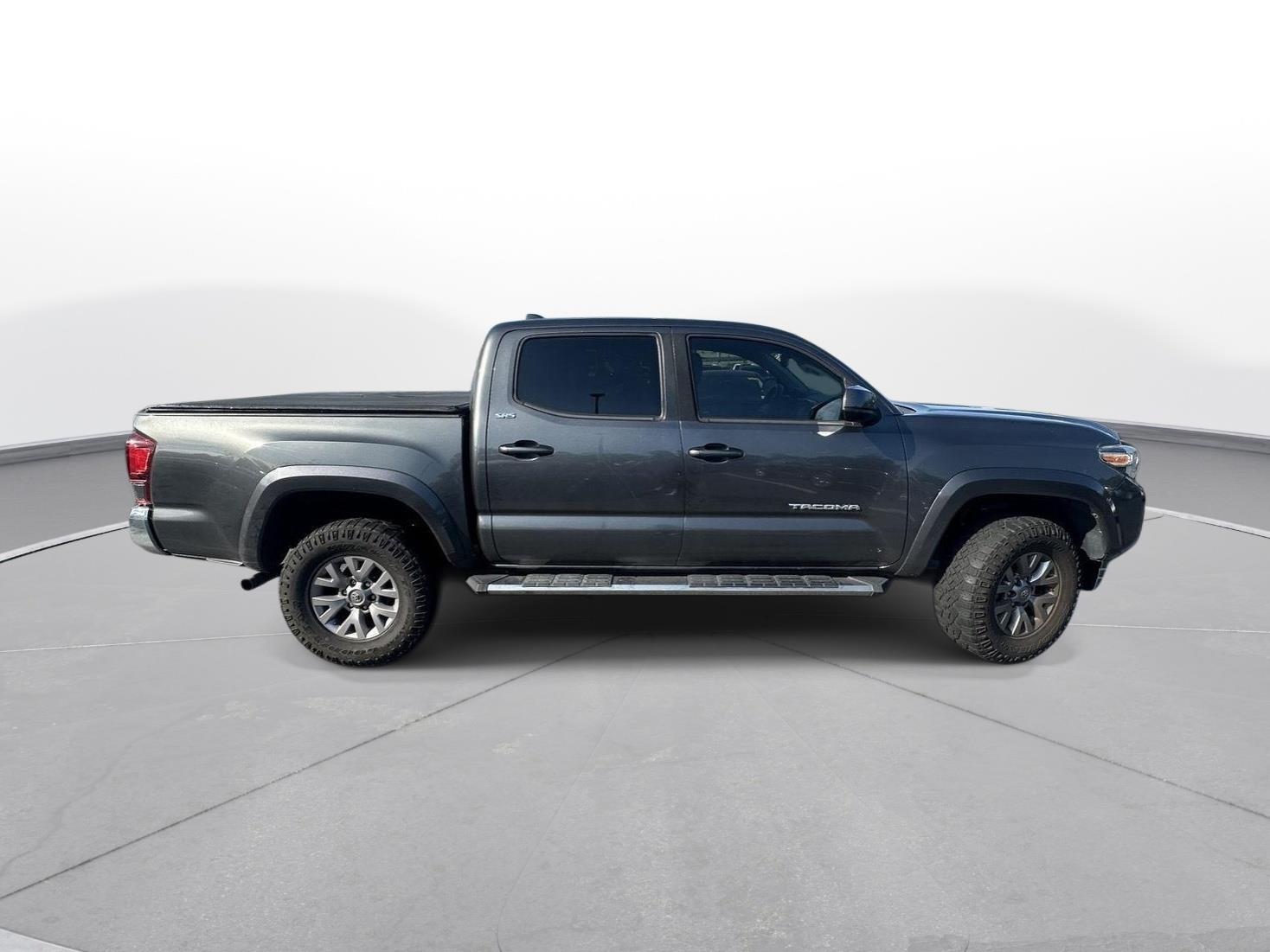 Used 2019 Magnetic Gray Metallic Toyota SR5 image 5