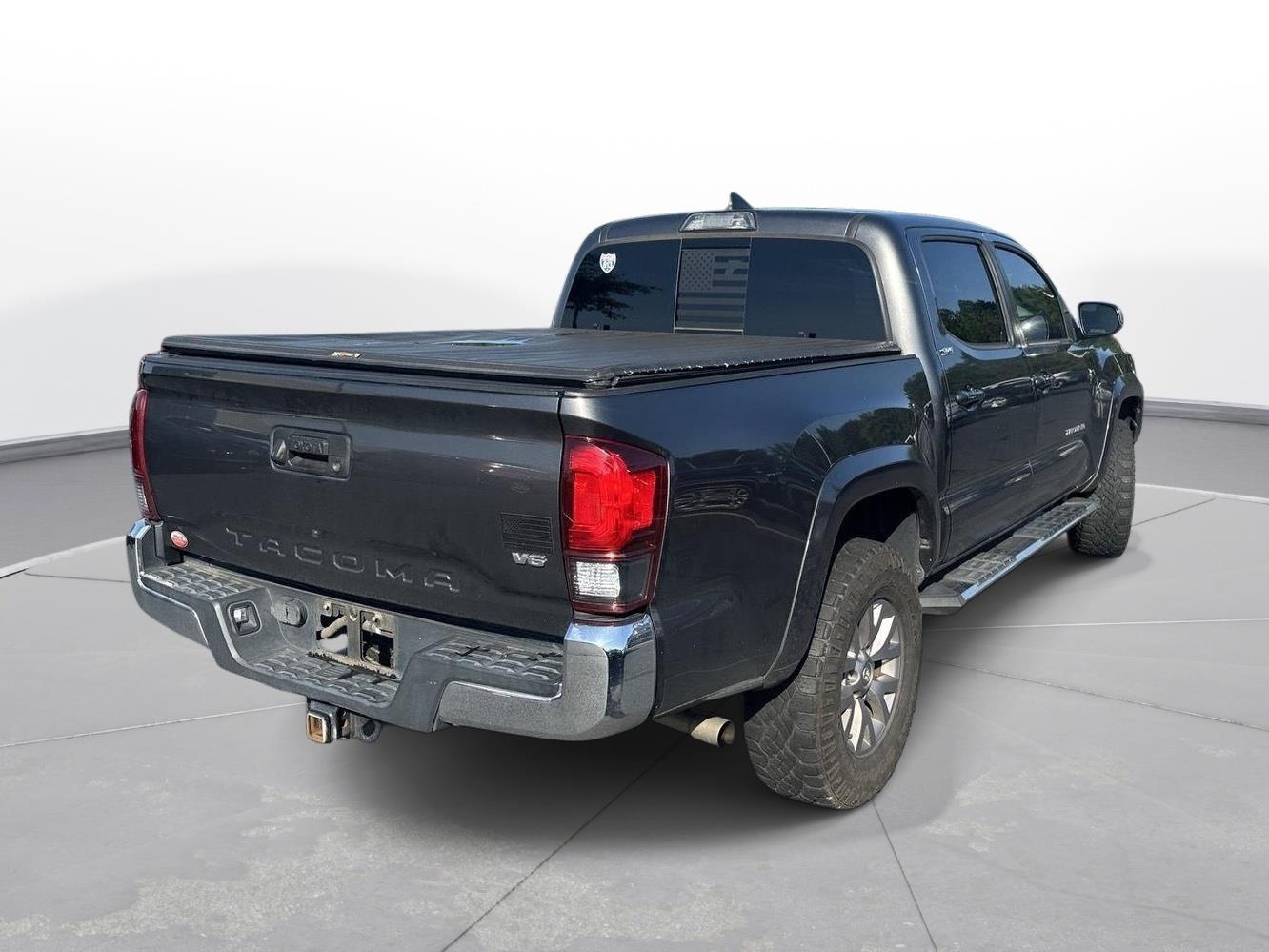 Used 2019 Magnetic Gray Metallic Toyota SR5 image 6