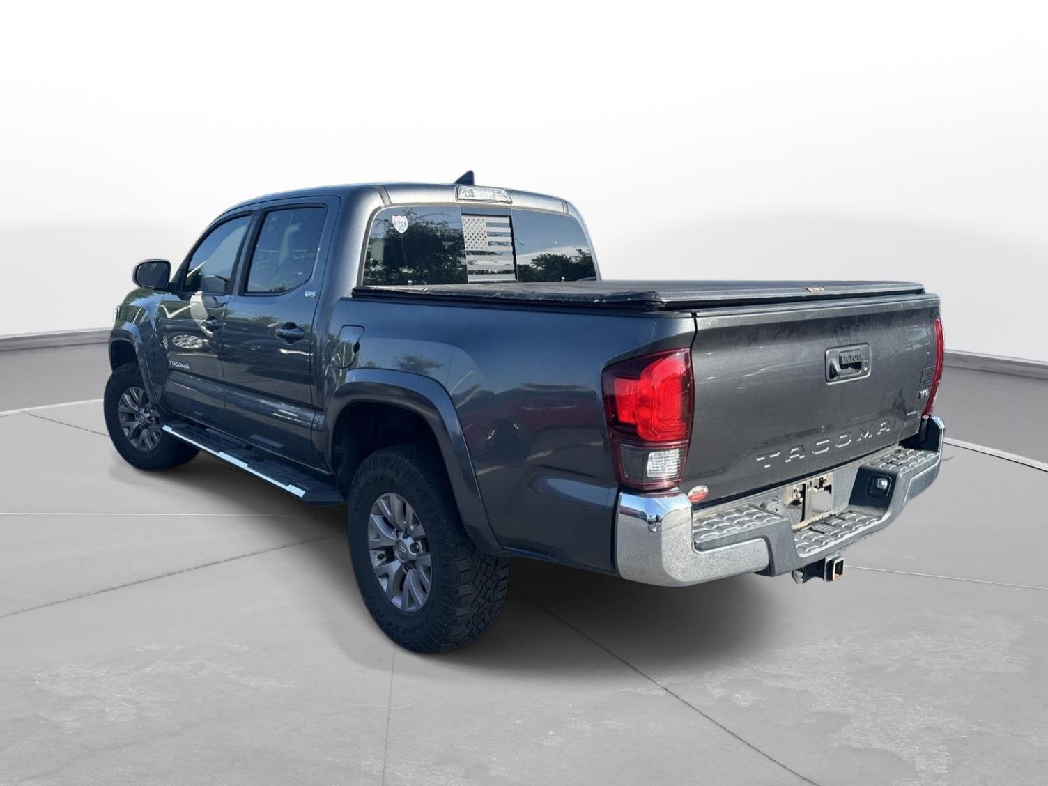 Used 2019 Magnetic Gray Metallic Toyota SR5 image 8