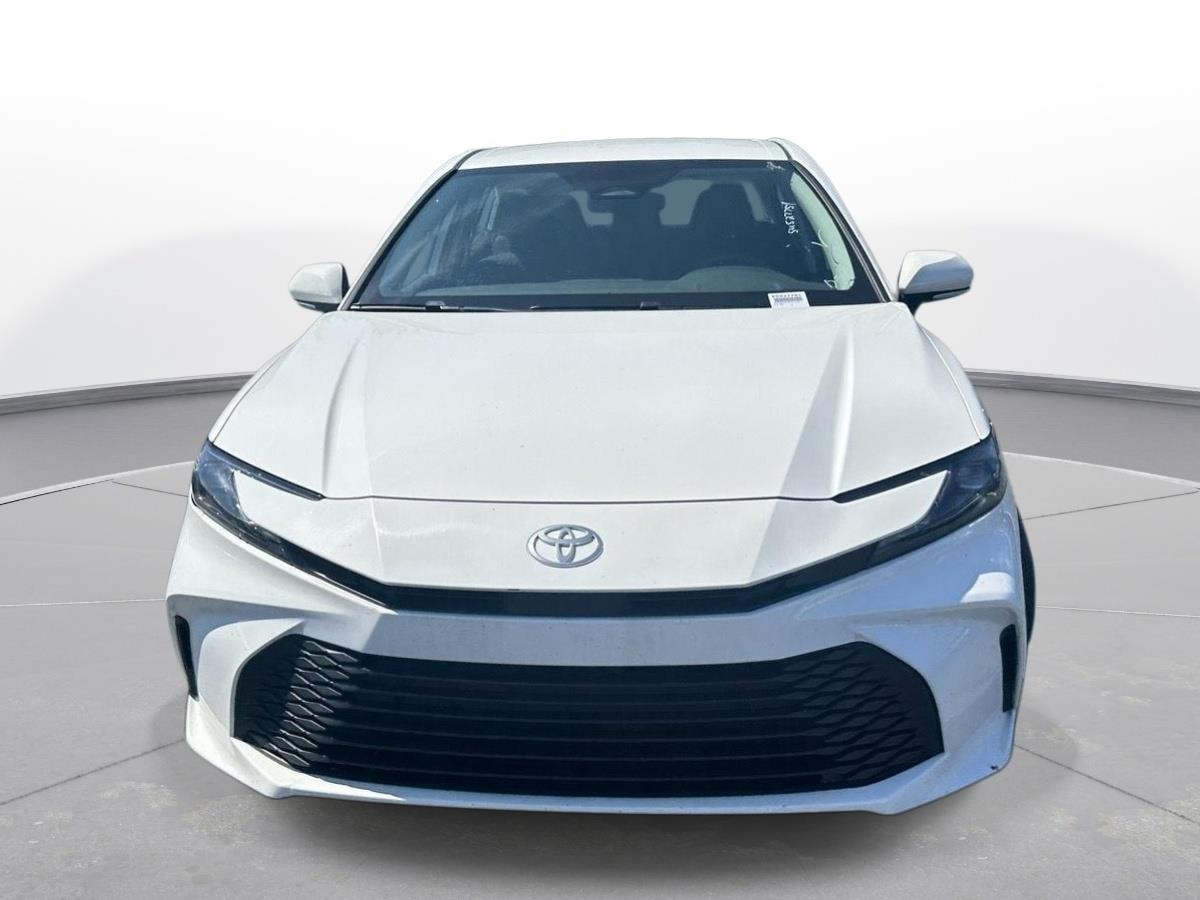 2025 Toyota Camry LE photo 2