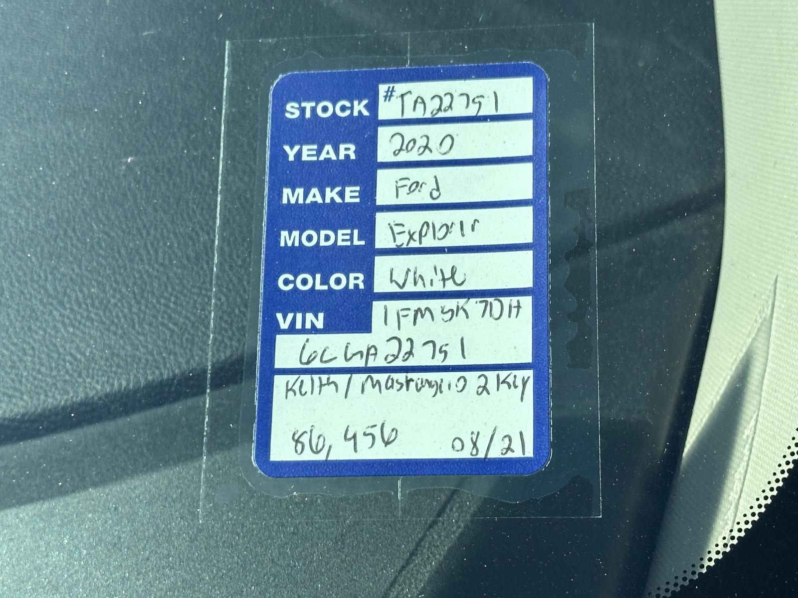 2020 Ford Explorer XLT photo 13