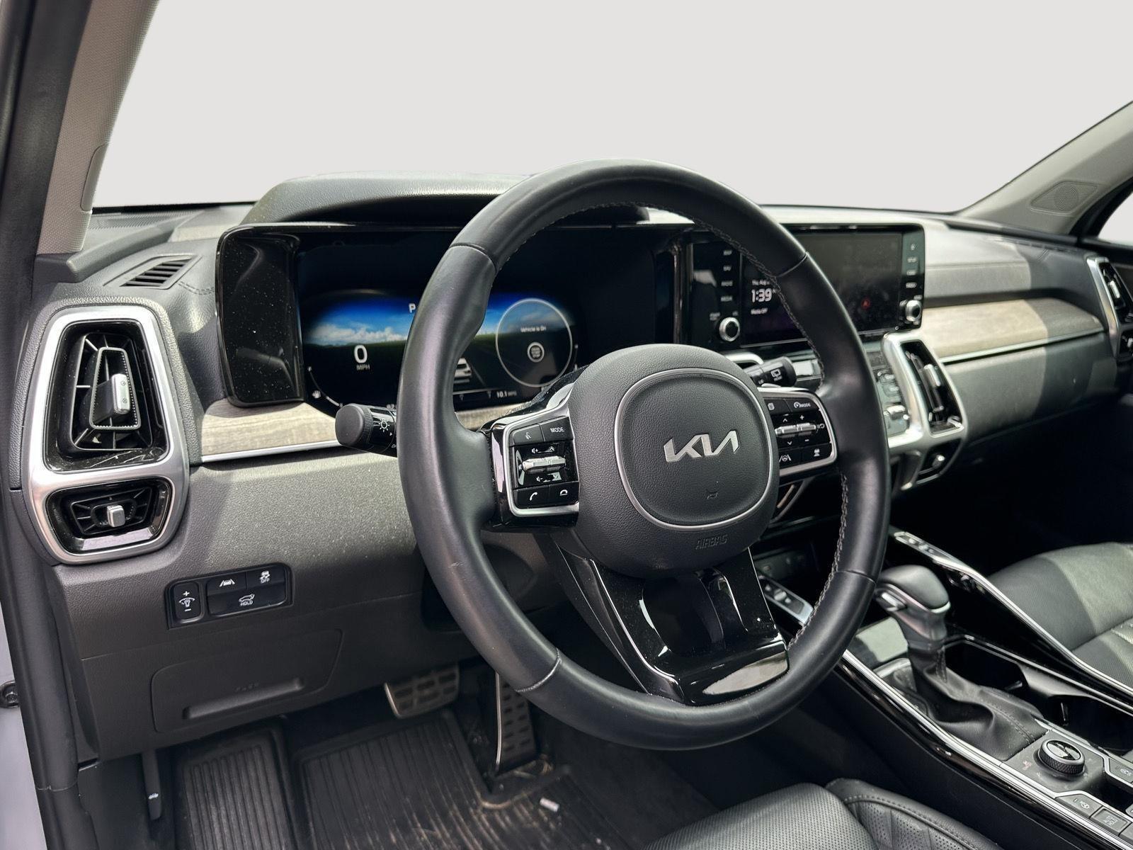 2023 Kia Sorento X-Line SX Prestige photo 10