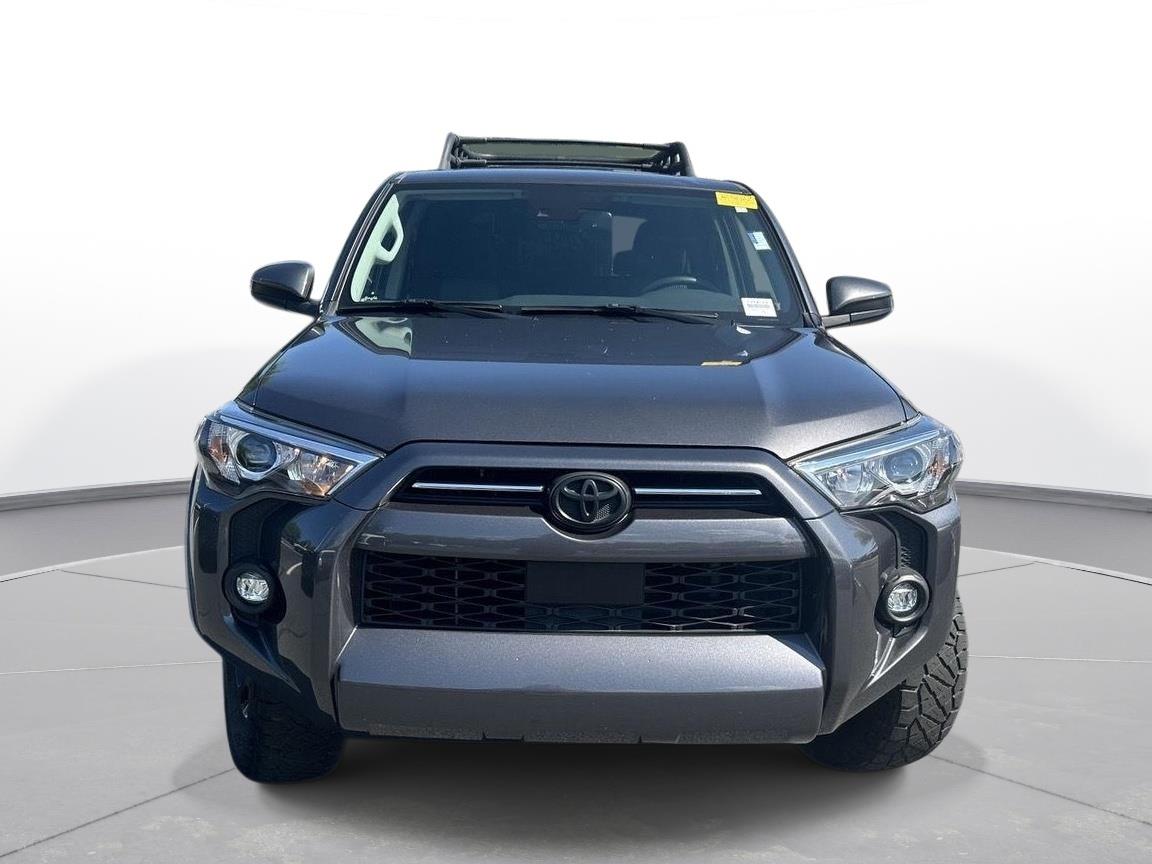 2022 Toyota 4Runner SR5 photo 2