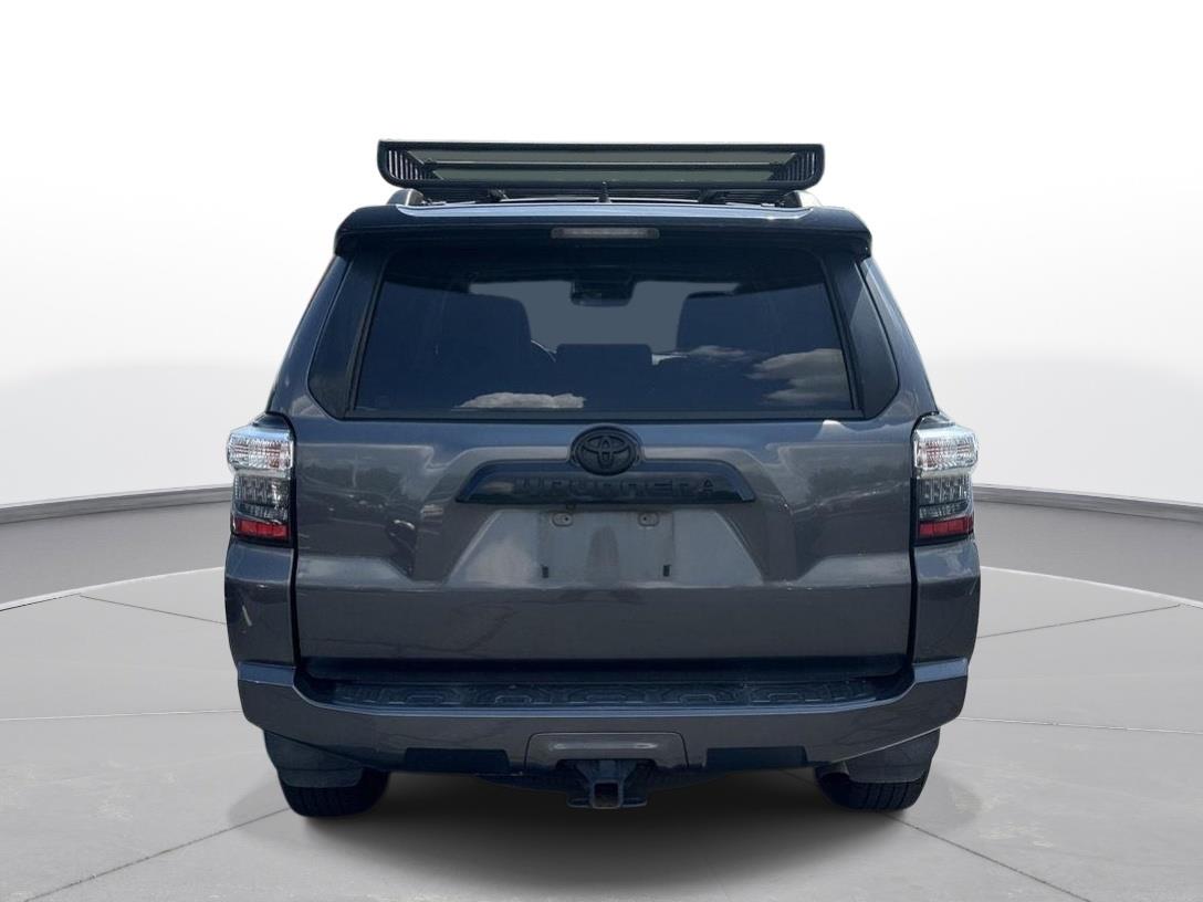 2020 Toyota 4Runner Venture photo 6