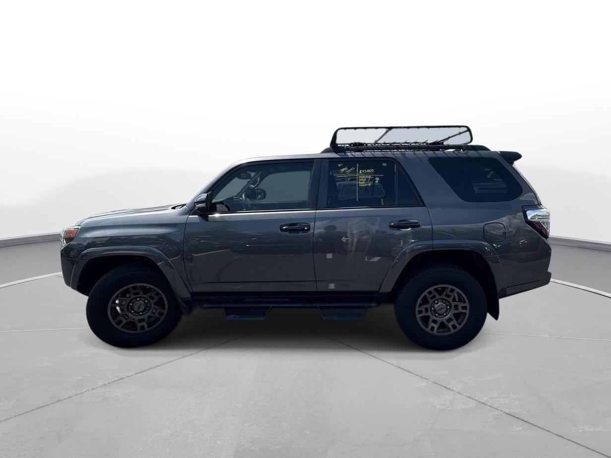 2020 Toyota 4Runner Venture photo 8