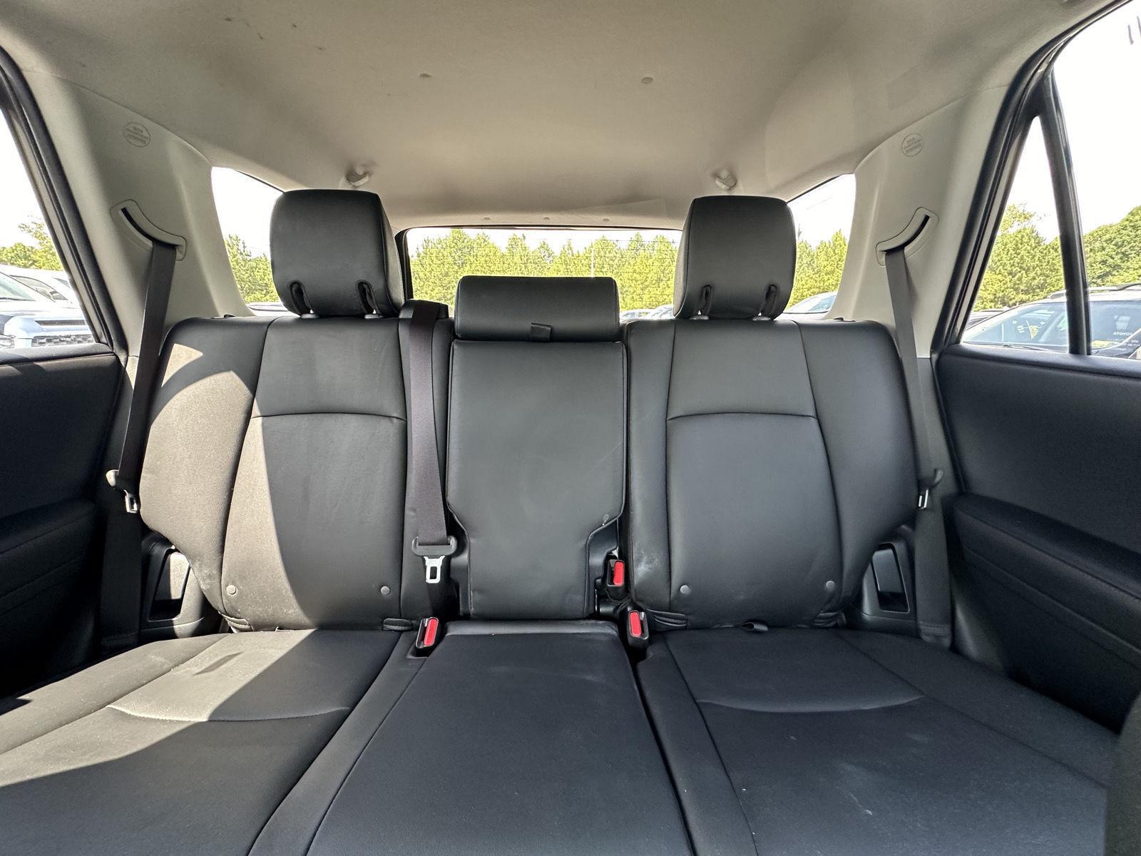 2020 Toyota 4Runner Venture photo 12