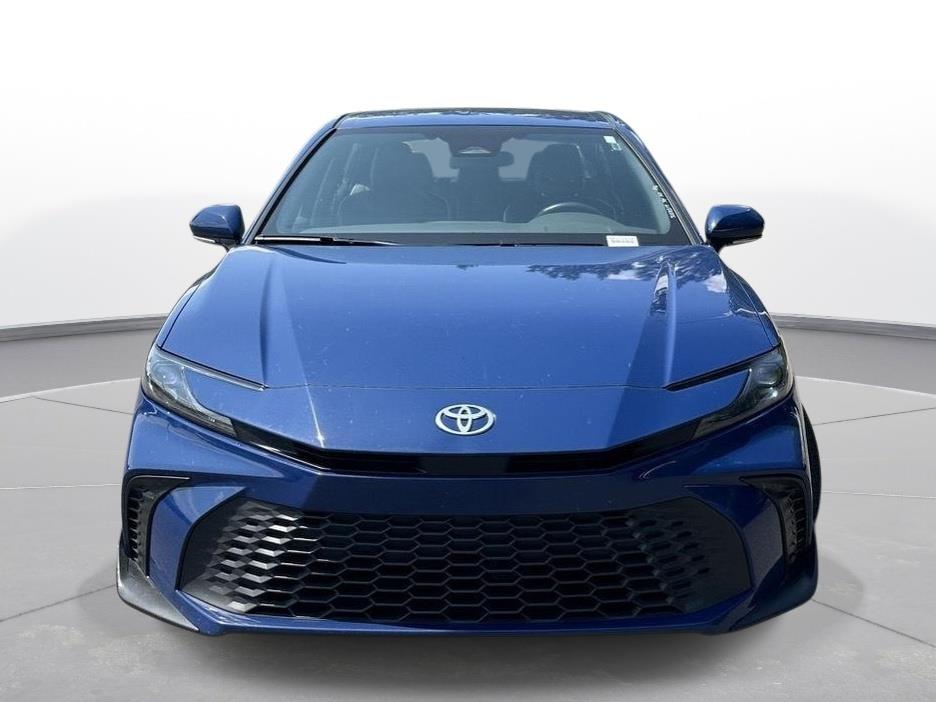 2025 Toyota Camry SE photo 2