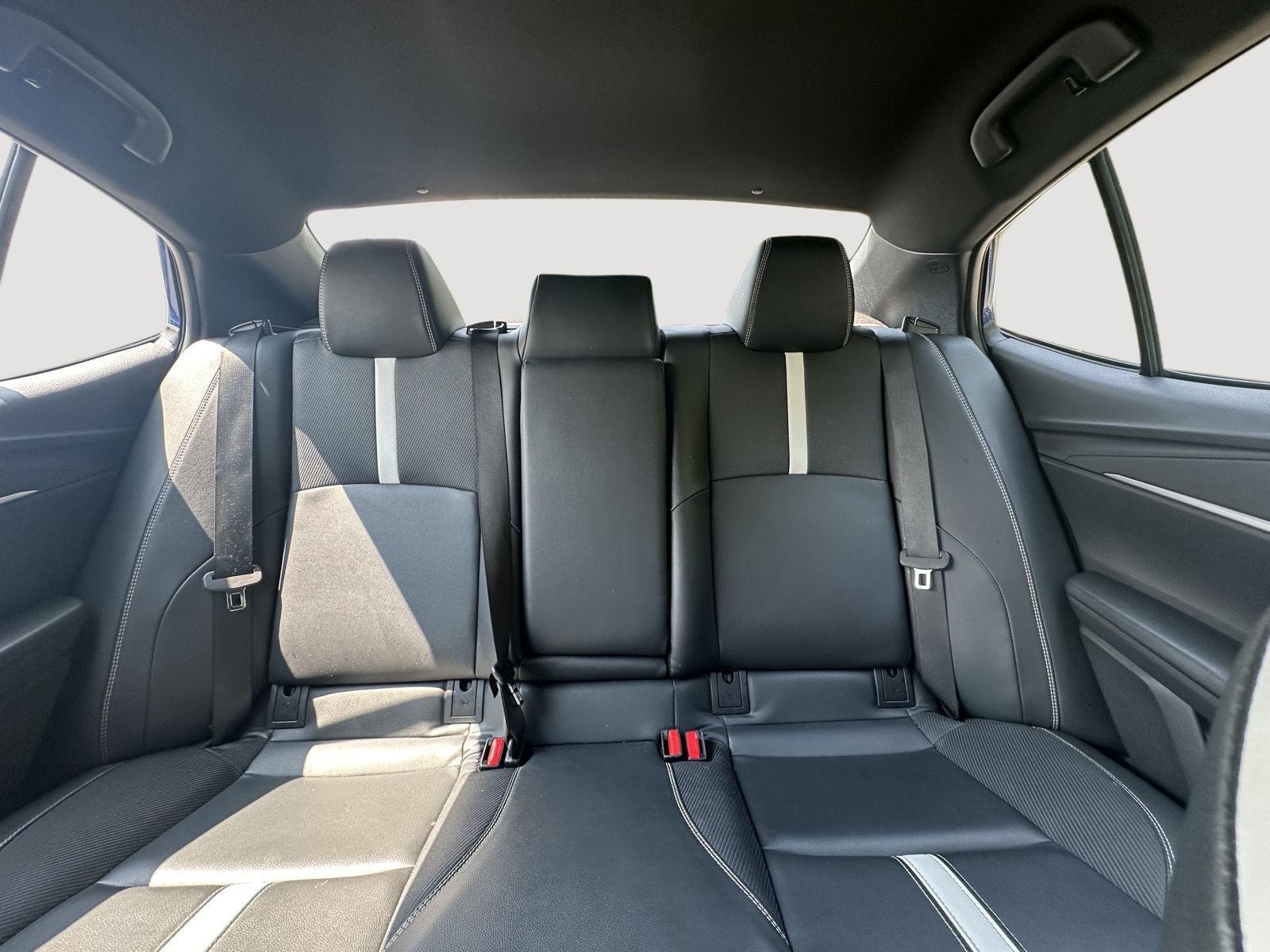 2025 Toyota Camry SE photo 12