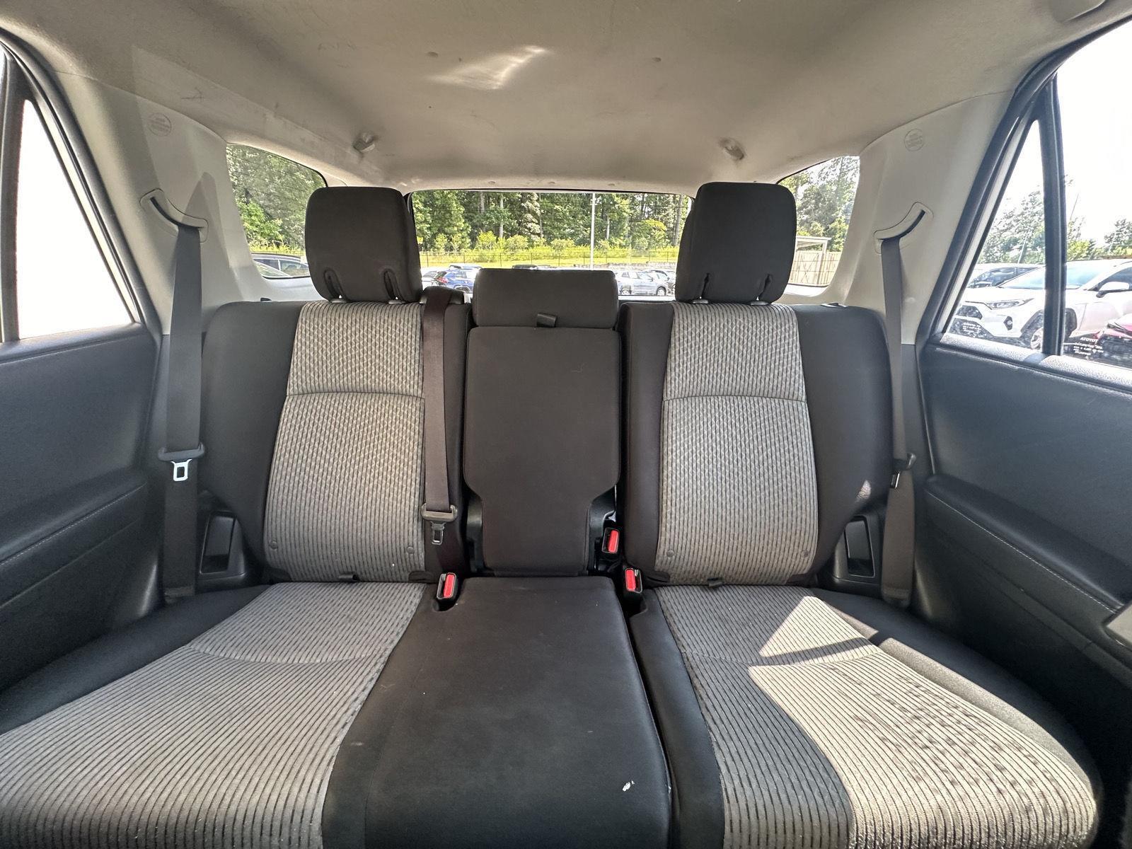 2019 Toyota 4Runner SR5 photo 12