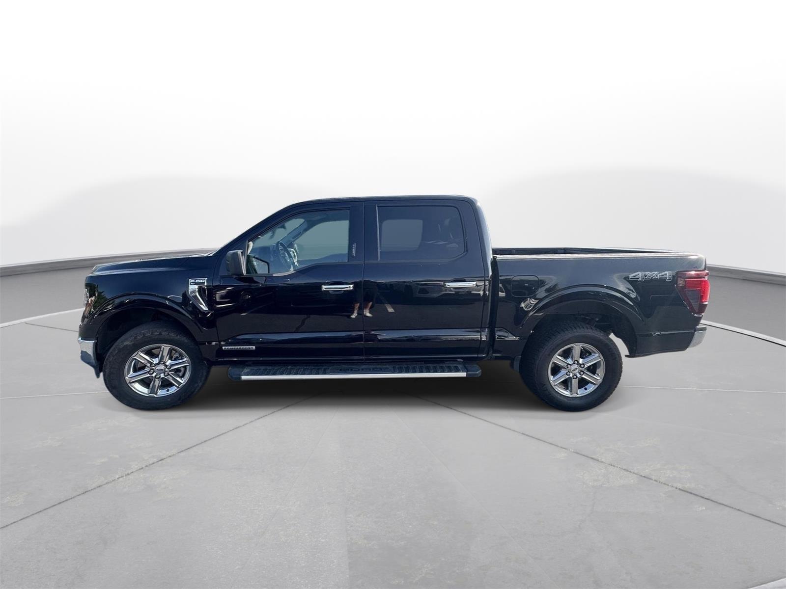 2024 Ford F-150 XLT photo 8