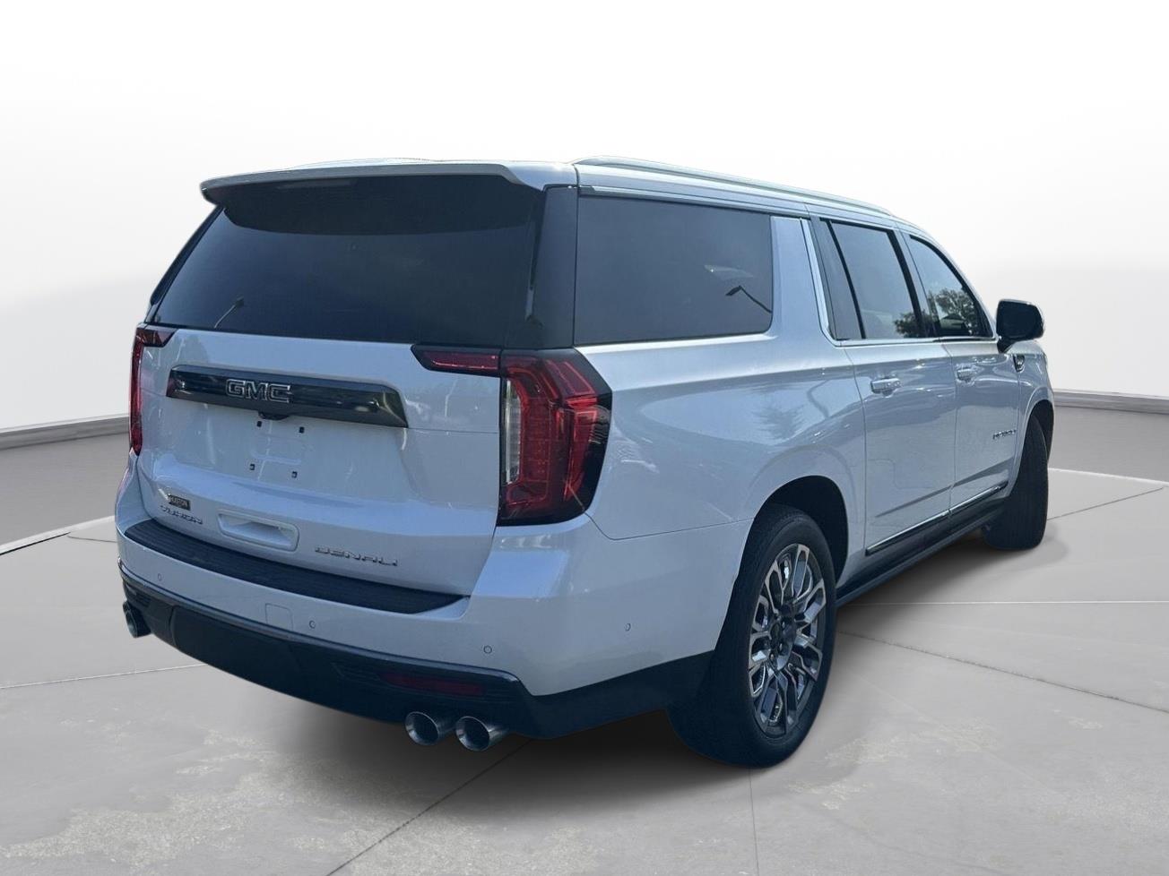 2023 GMC Yukon XL Denali Ultimate photo 5