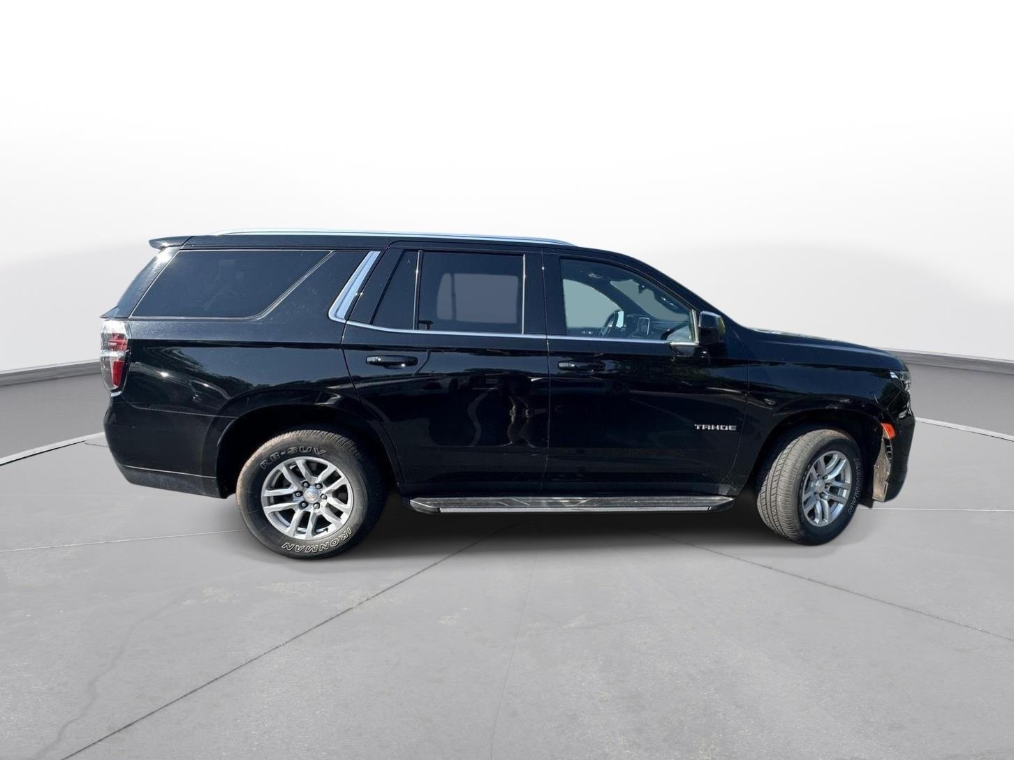 2024 Chevrolet Tahoe LT photo 4