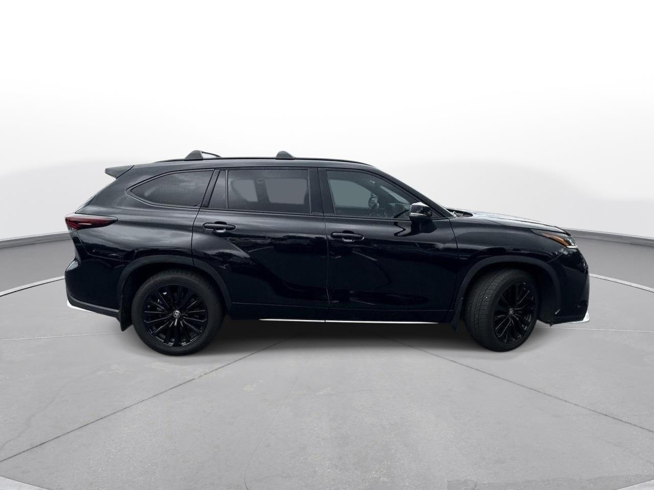 2024 Toyota Highlander XSE photo 4