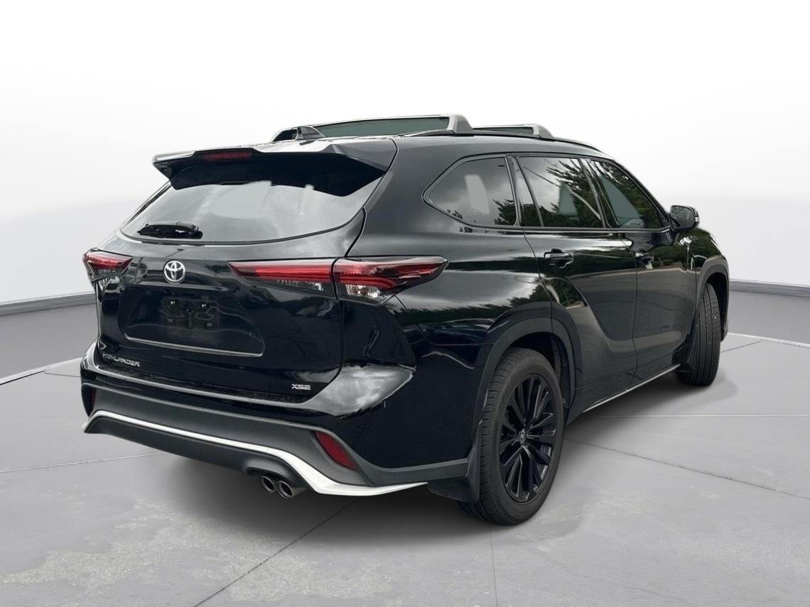 2024 Toyota Highlander XSE photo 5