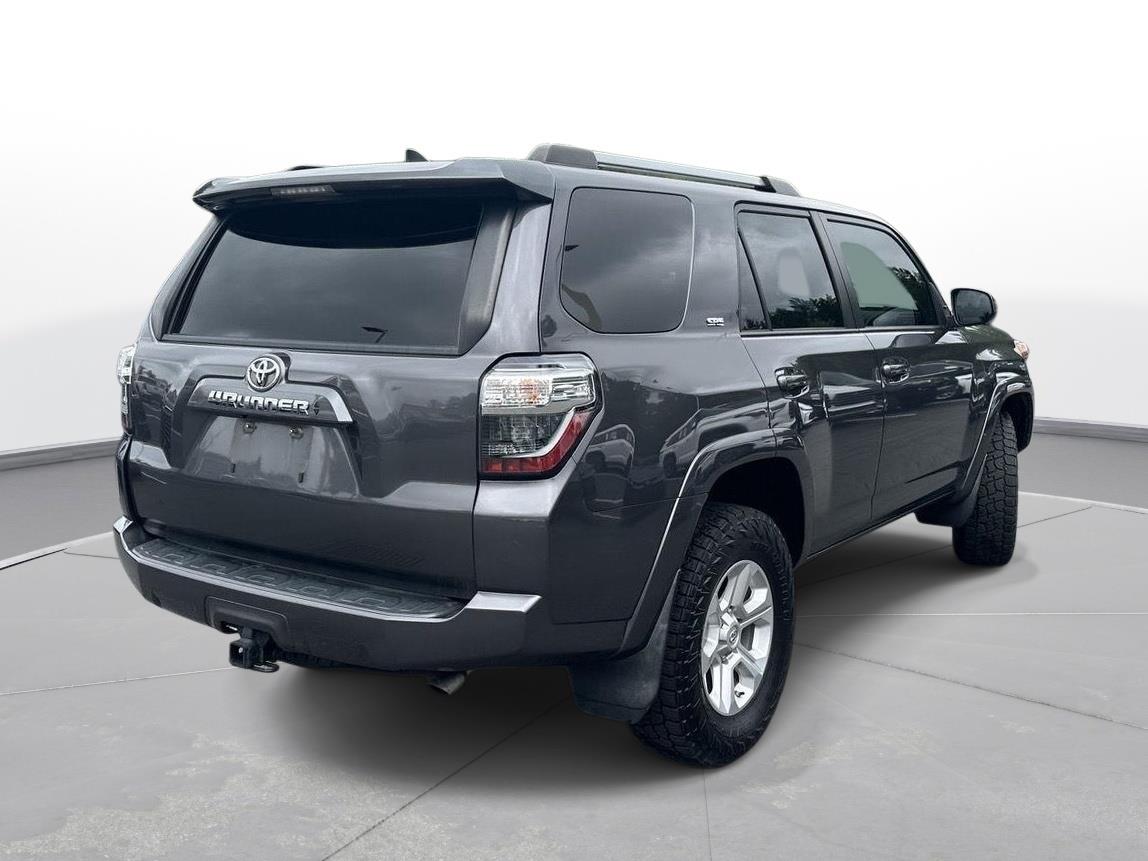 2021 Toyota 4Runner SR5 photo 5