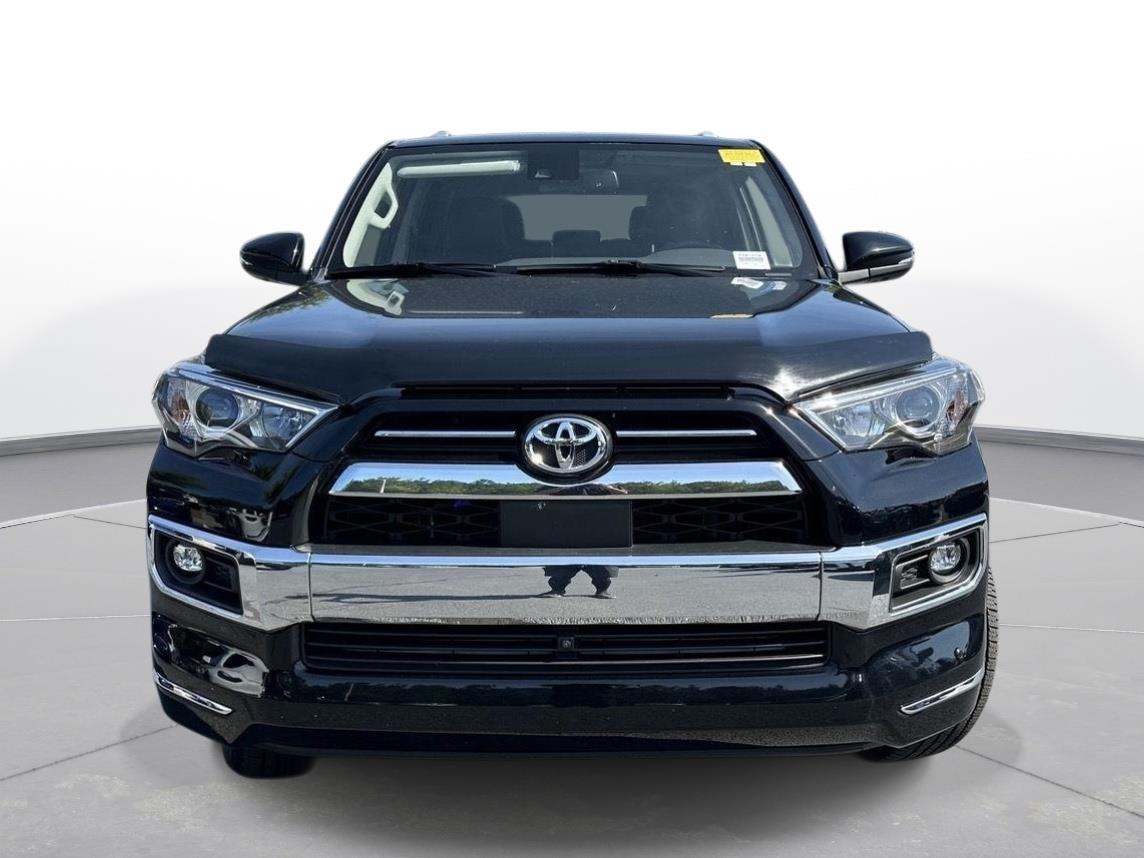 2022 Toyota 4Runner Limited photo 2