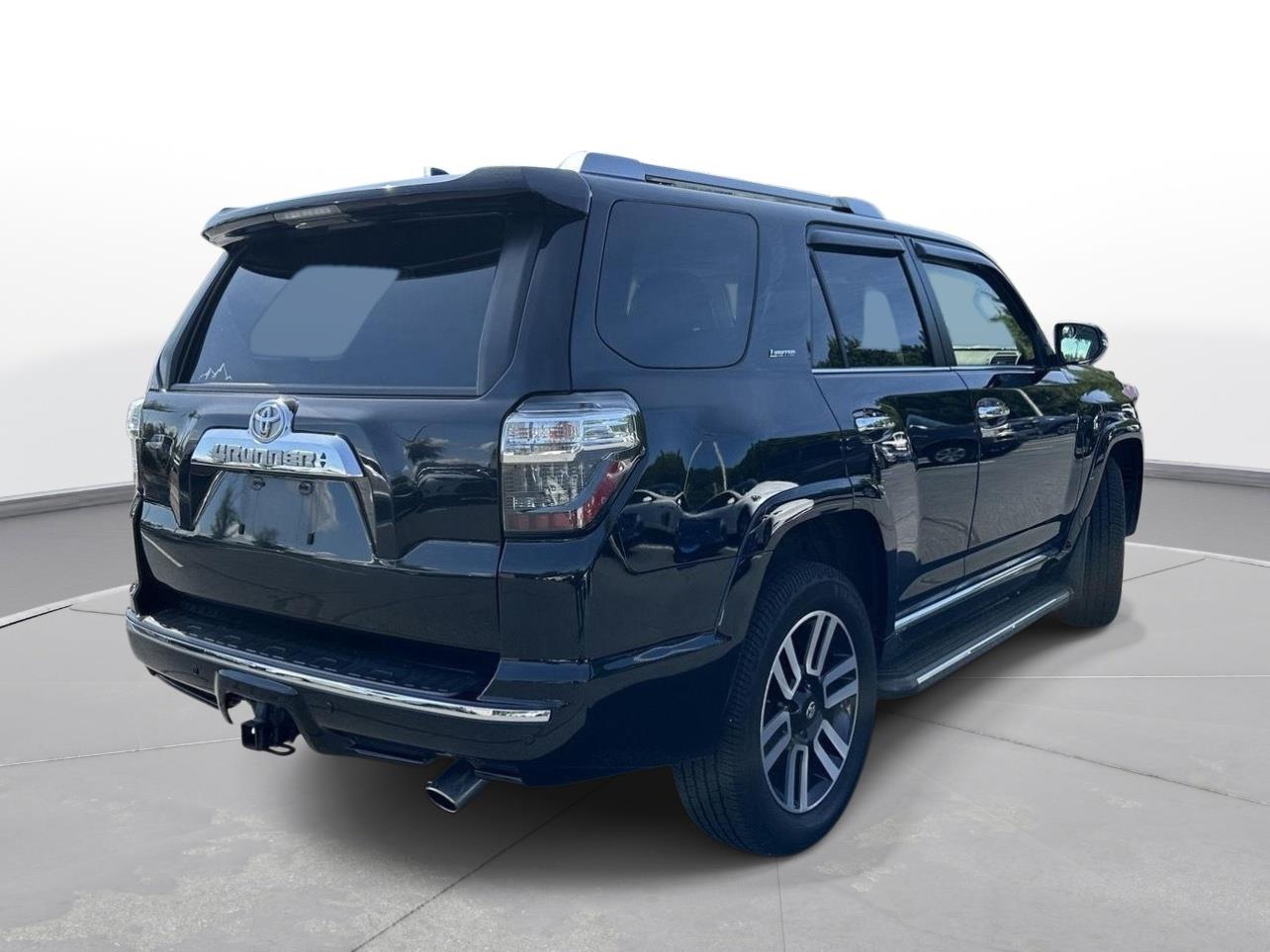 2022 Toyota 4Runner Limited photo 5