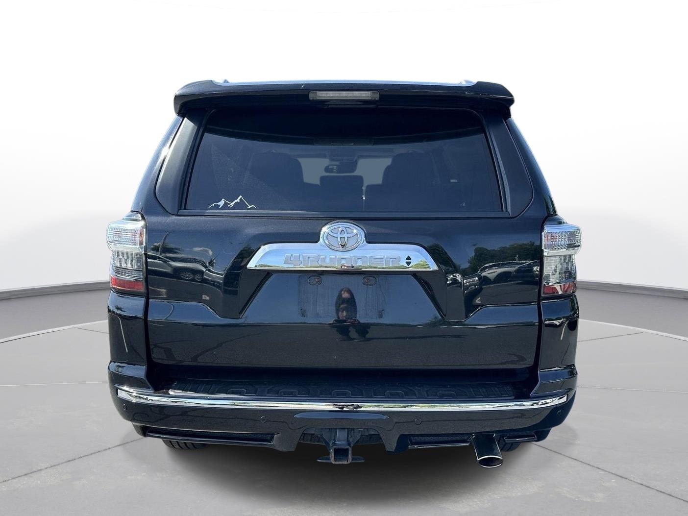 2022 Toyota 4Runner Limited photo 6