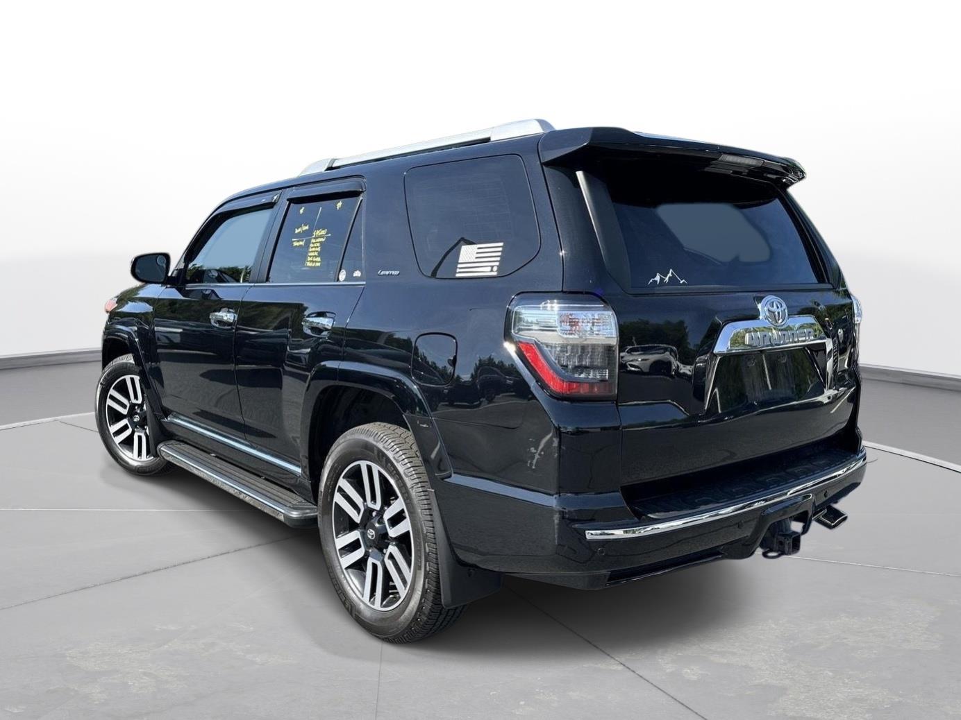 2022 Toyota 4Runner Limited photo 7