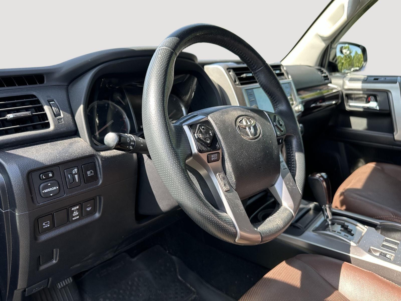 2022 Toyota 4Runner Limited photo 10