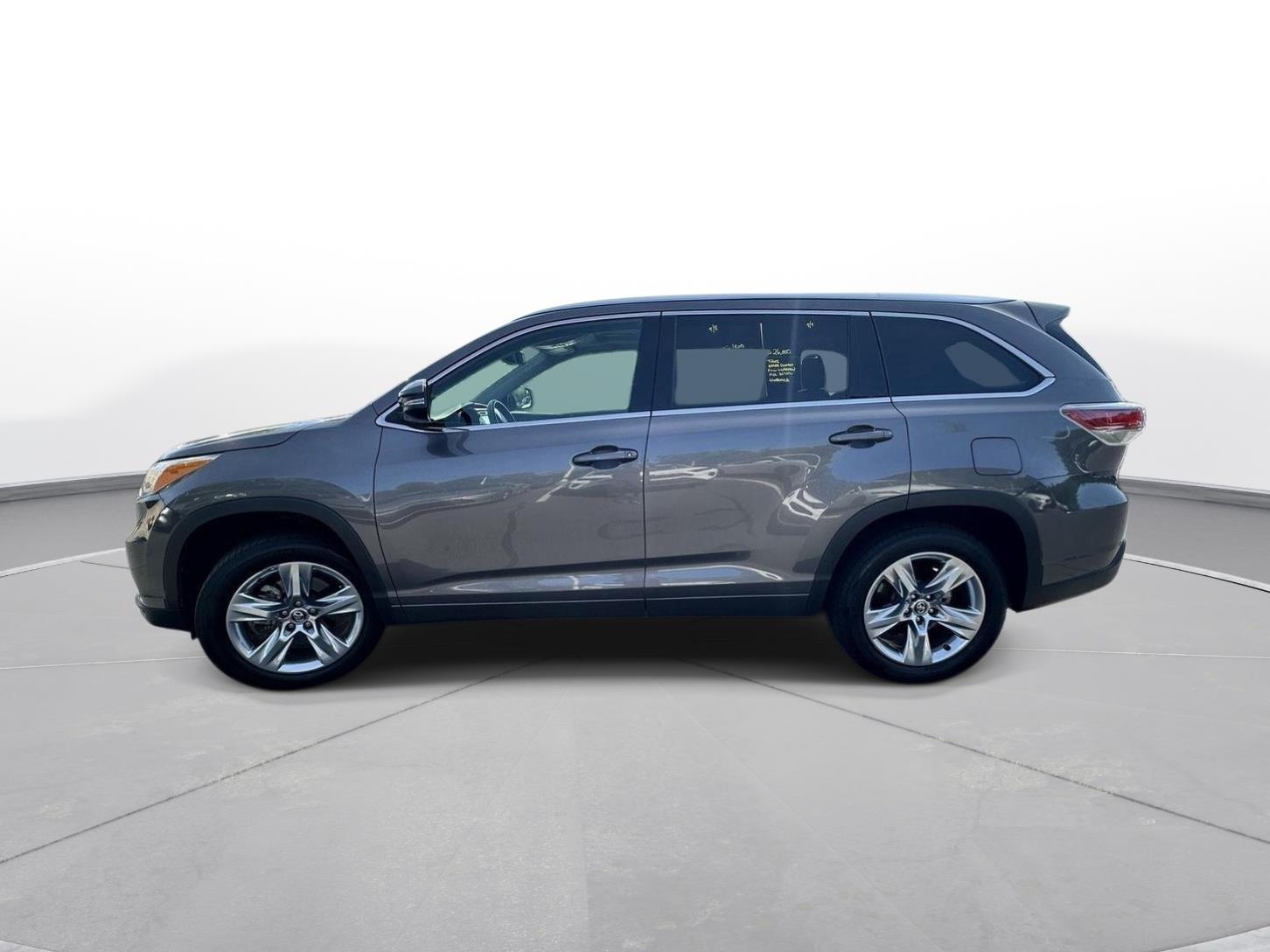 2016 Toyota Highlander Limited photo 8