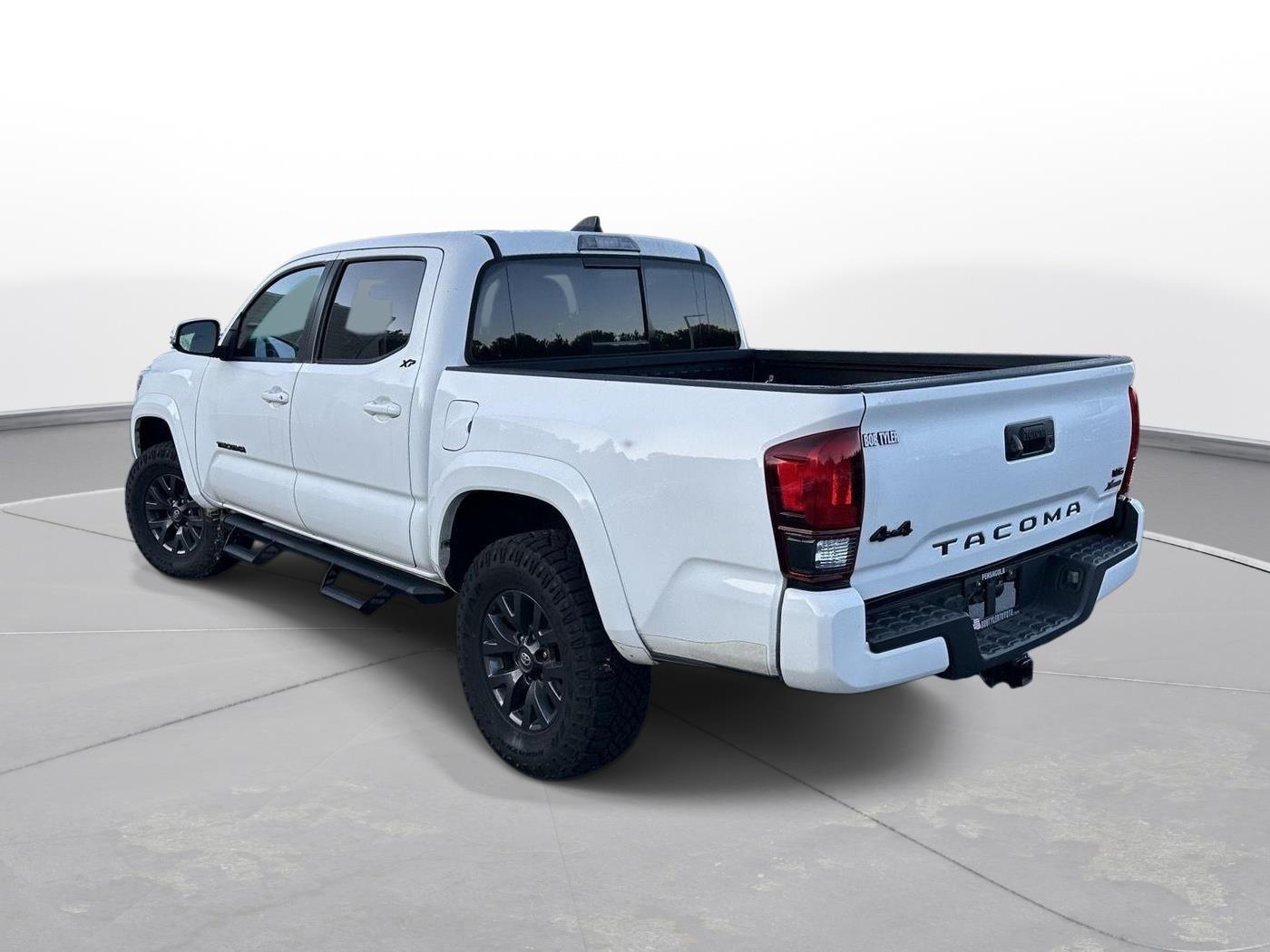 2023 Toyota Tacoma SR5 photo 7