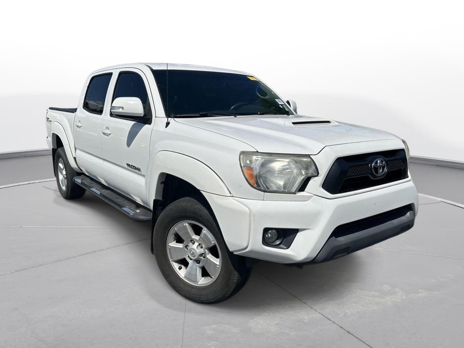 2015 Toyota Tacoma PreRunner V6 photo 3
