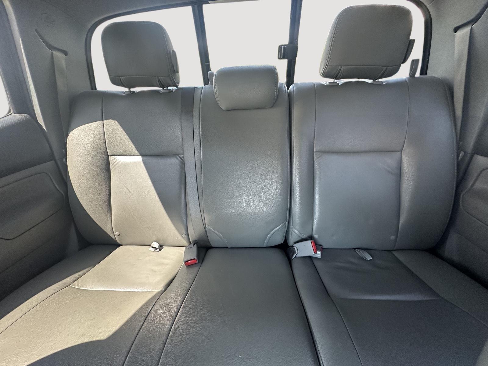 2015 Toyota Tacoma PreRunner V6 photo 11