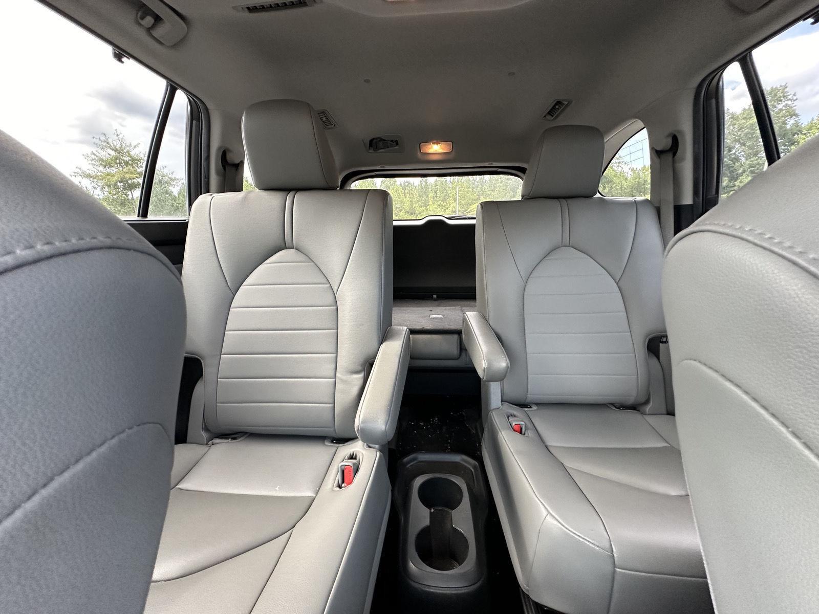 2023 Toyota Highlander XLE photo 12