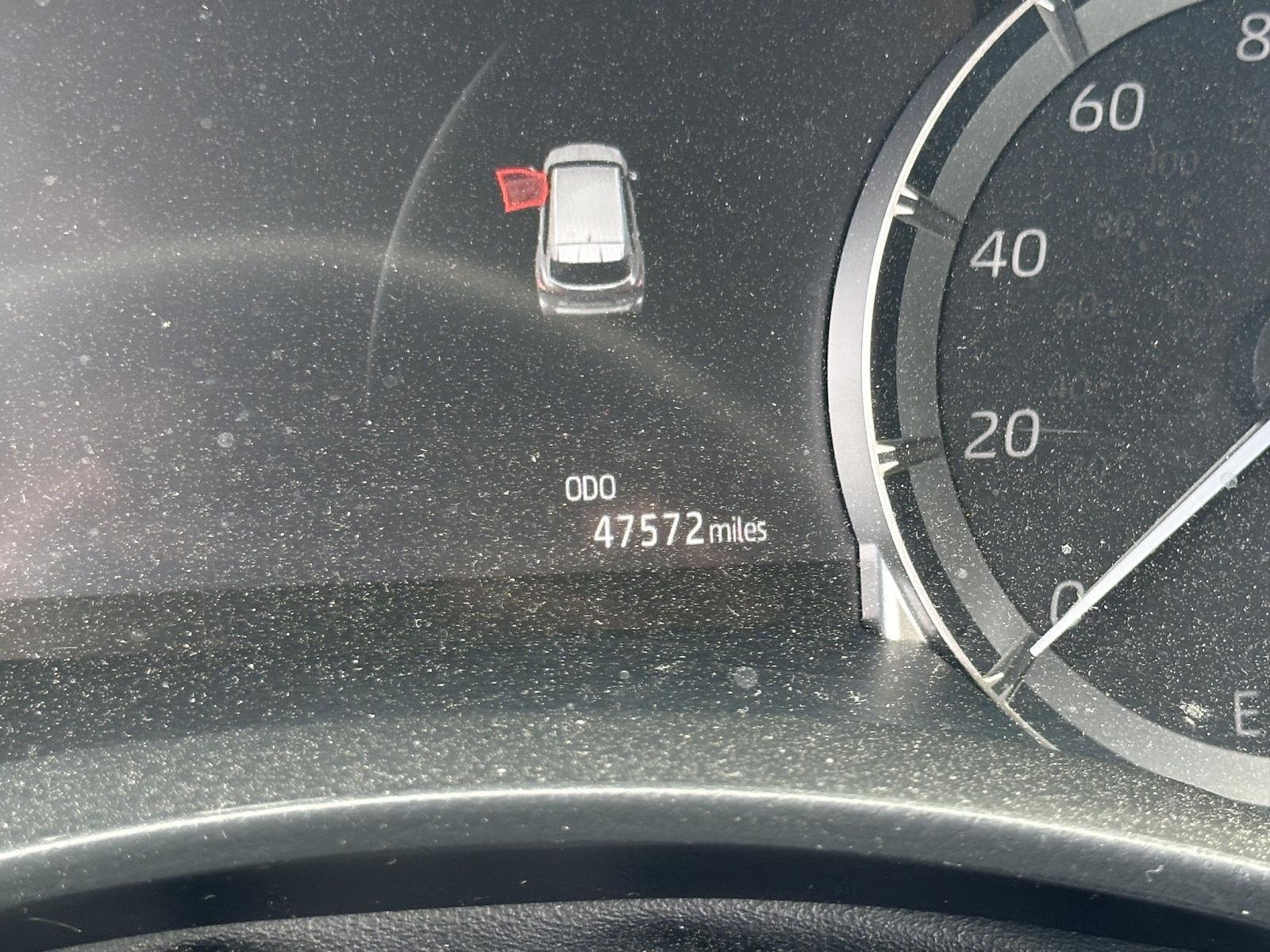 2023 Toyota Highlander XLE photo 13