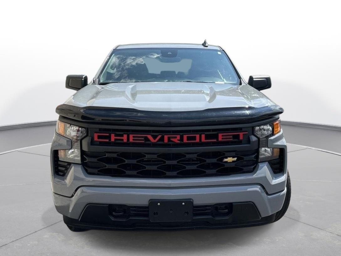 2024 Chevrolet Silverado 1500 Custom photo 2