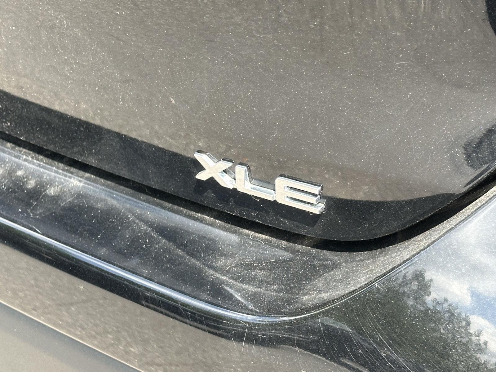 2025 Toyota Highlander XLE photo 9