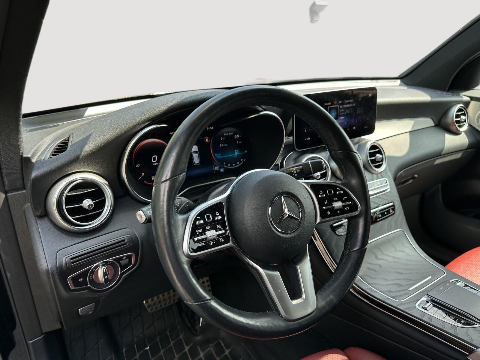 2021 Mercedes-Benz GLC GLC 300 photo 10