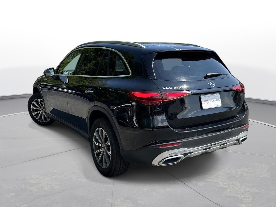 2024 Mercedes-Benz GLC GLC 300 photo 7