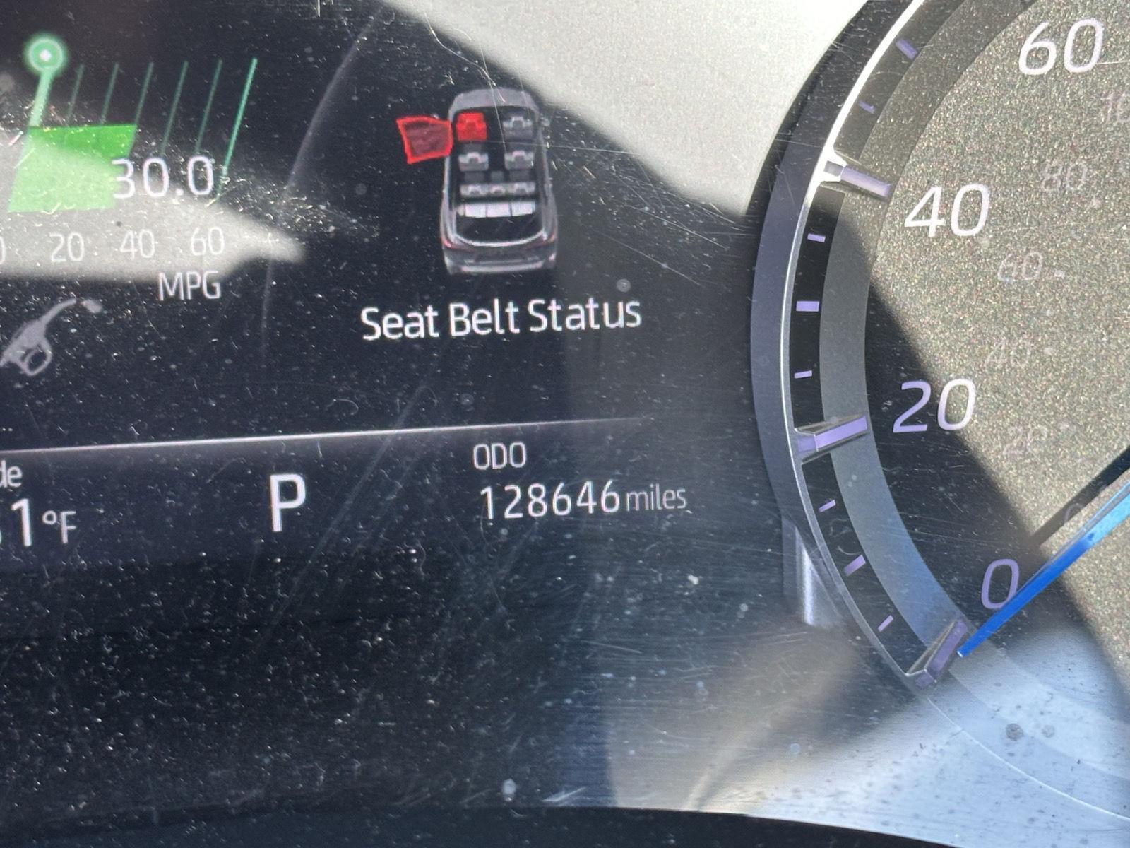 2022 Toyota Highlander Hybrid Bronze Edition photo 12