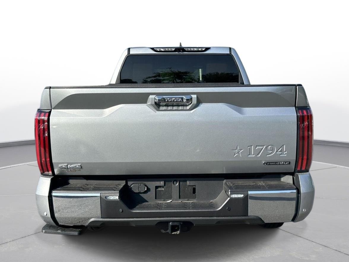 2025 Toyota Tundra 1794 Edition Hybrid photo 6