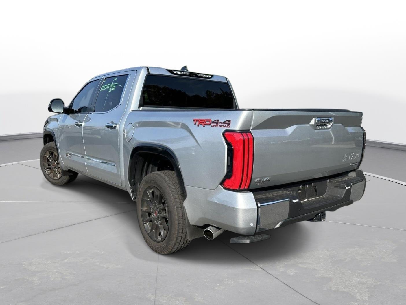 2025 Toyota Tundra 1794 Edition Hybrid photo 7
