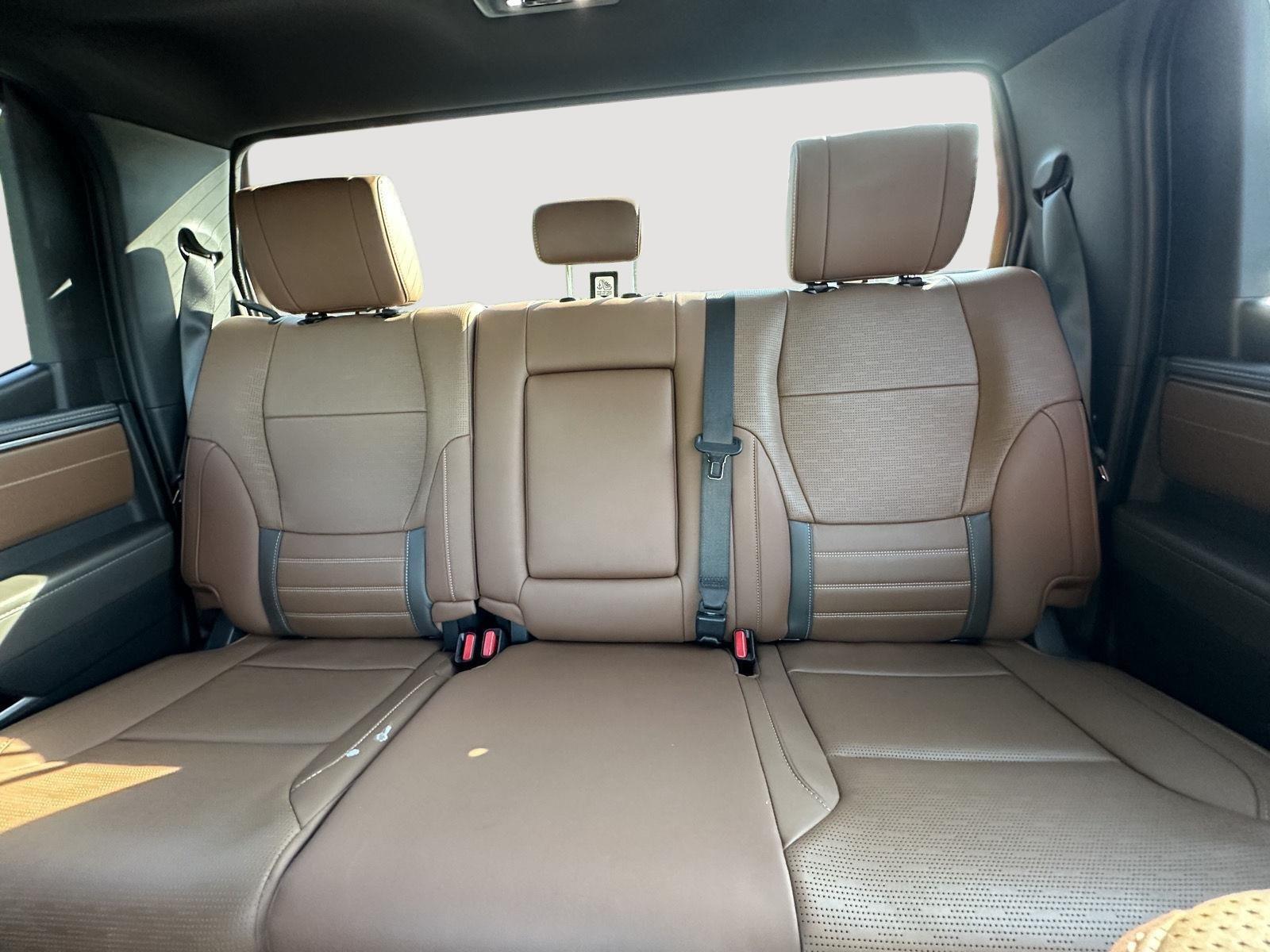 2025 Toyota Tundra 1794 Edition Hybrid photo 11
