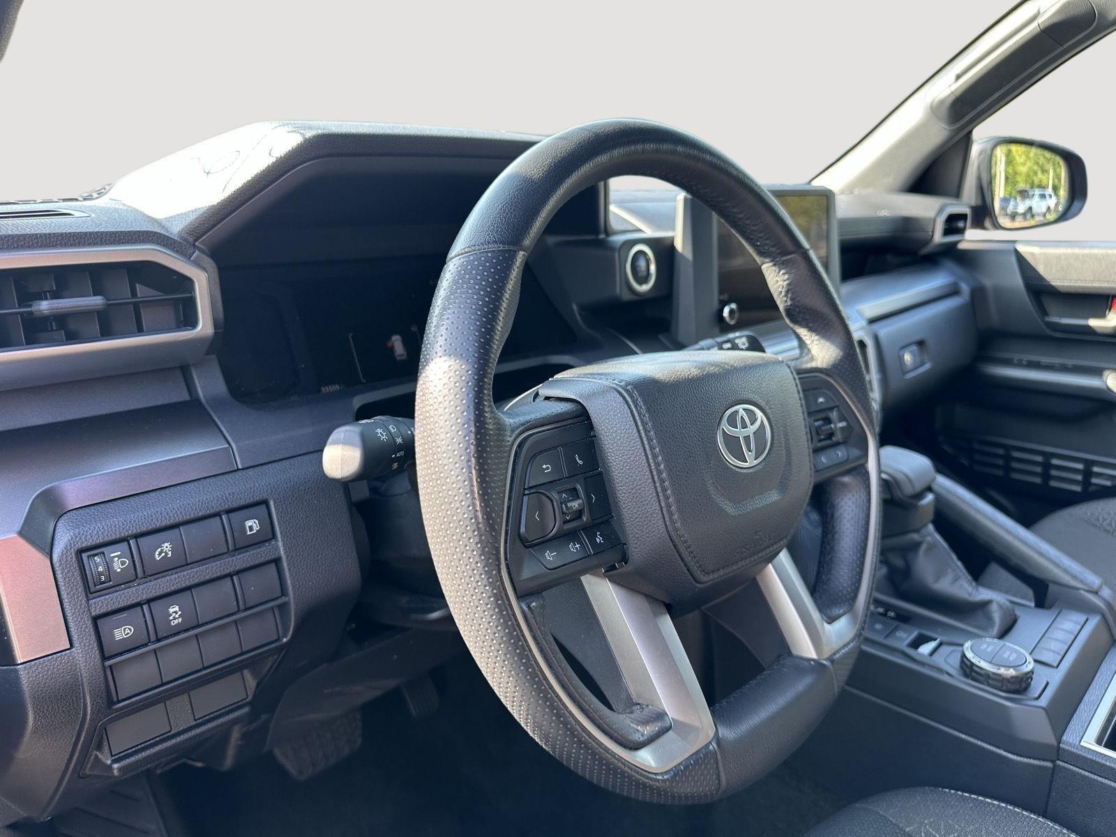 2025 Toyota 4Runner SR5 photo 10