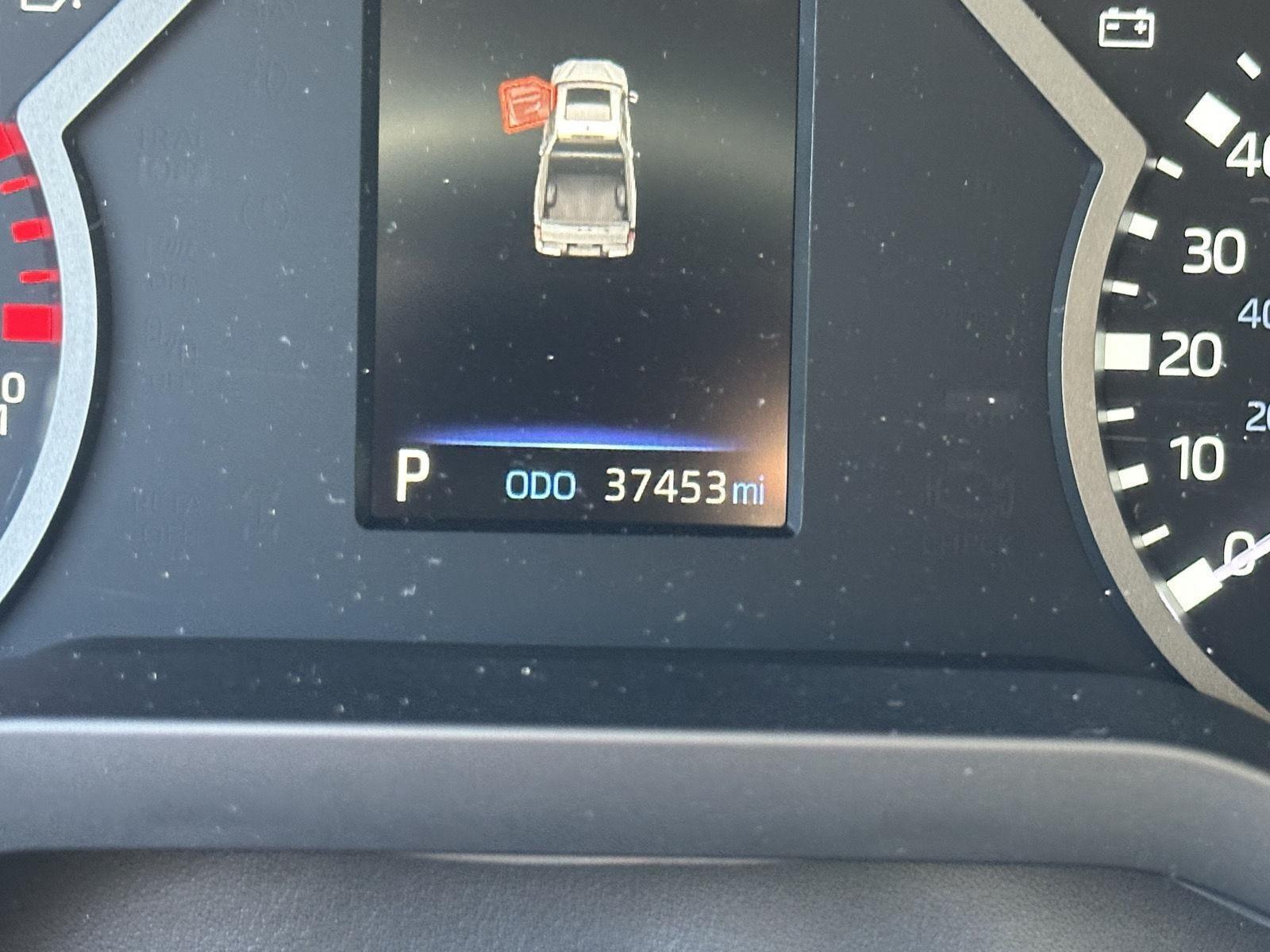 2023 Toyota Tundra SR5 photo 12