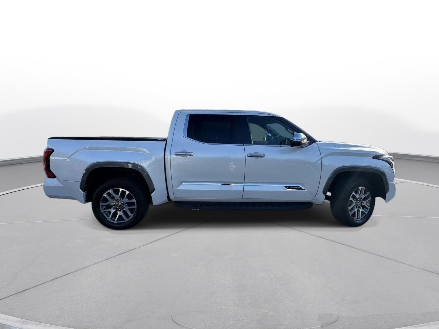 2023 Toyota Tundra 1794 Edition photo 4