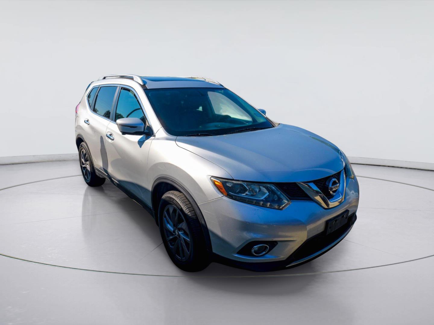  2016 Nissan Rogue SL FWD   