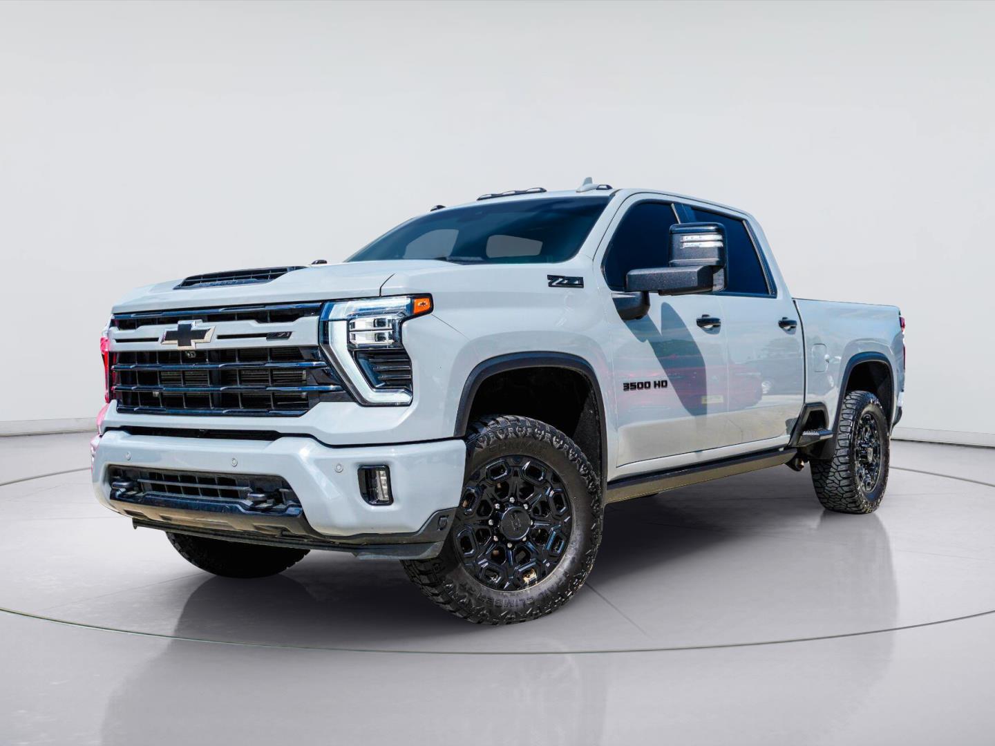 2024 Chevrolet Silverado 3500HD LTZ Crew Cab 4WD