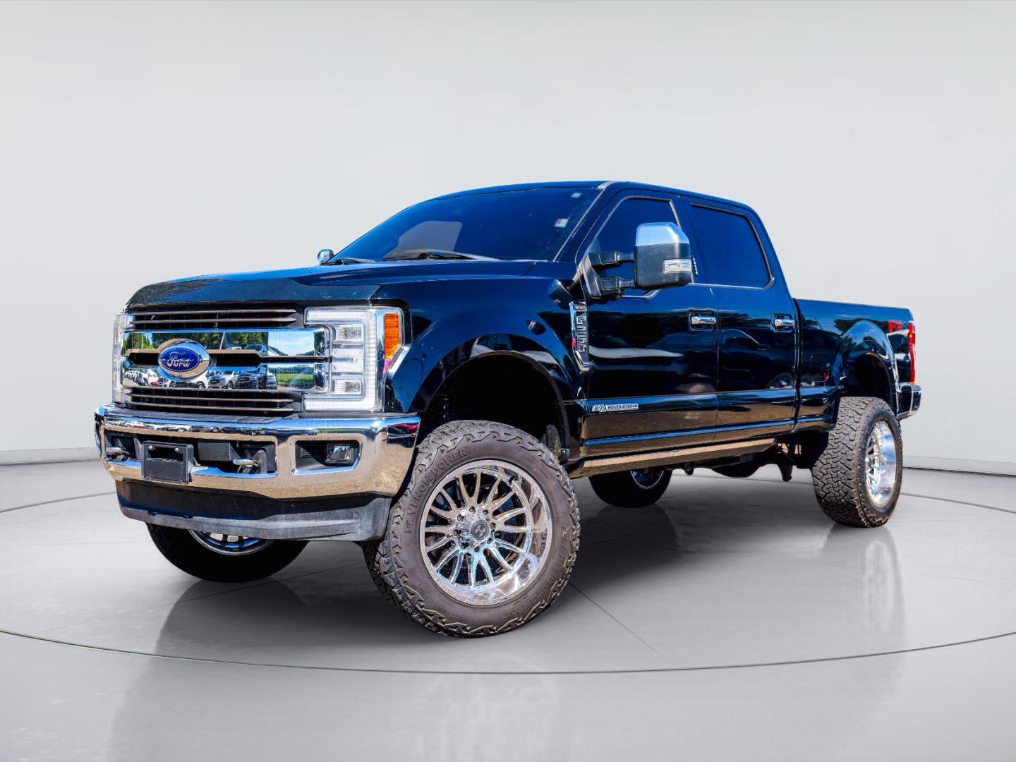  2017 Ford F-250 Super Duty King Ranch Crew Cab 4WD   