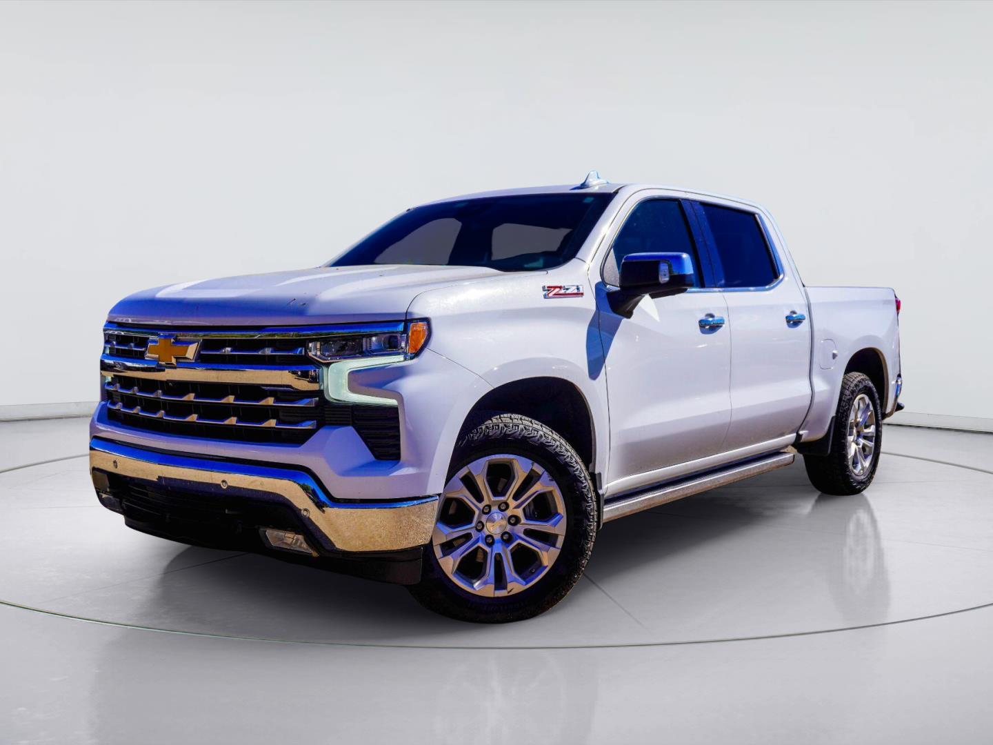 2022 Chevrolet Silverado 1500 LTZ Crew Cab 4WD