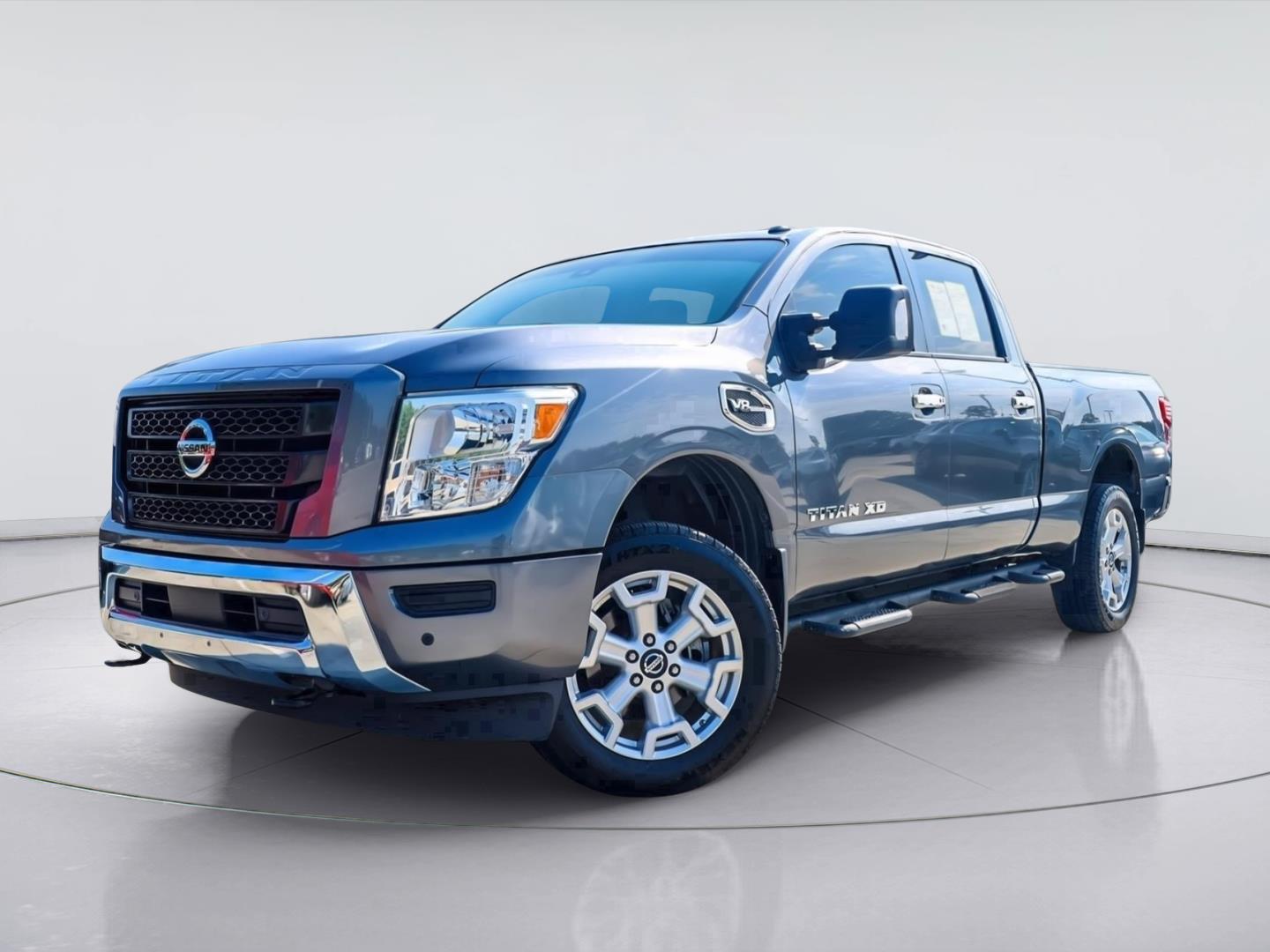 Gray (Gun Metallic) 2021 Nissan Titan Pickup Truck Automatic