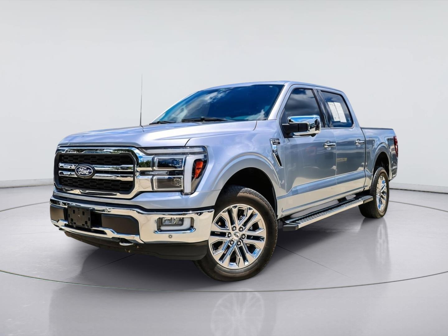  2024 Ford F-150 Lariat SuperCrew 4WD   