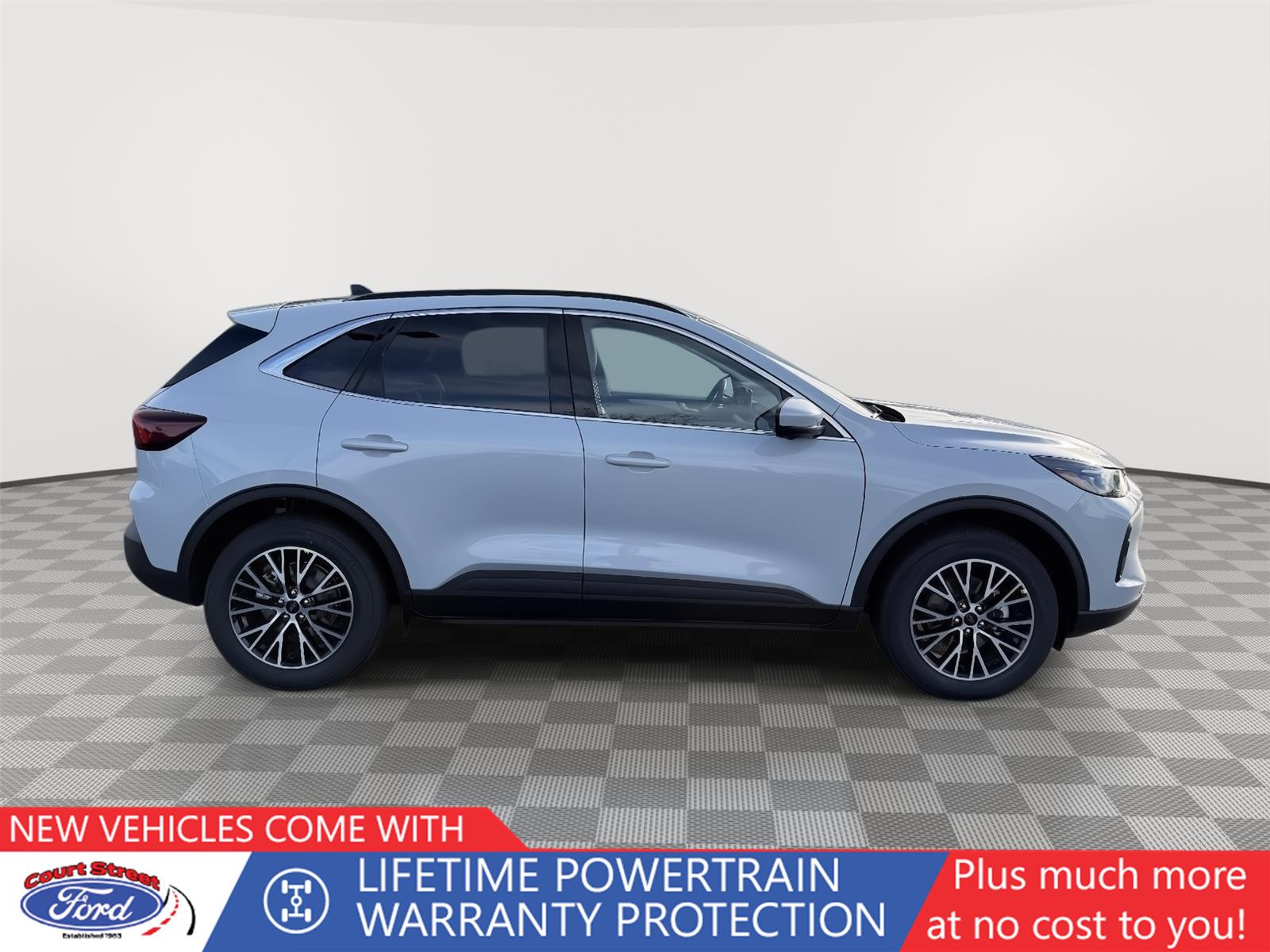 2025 Ford Escape PHEV's photo