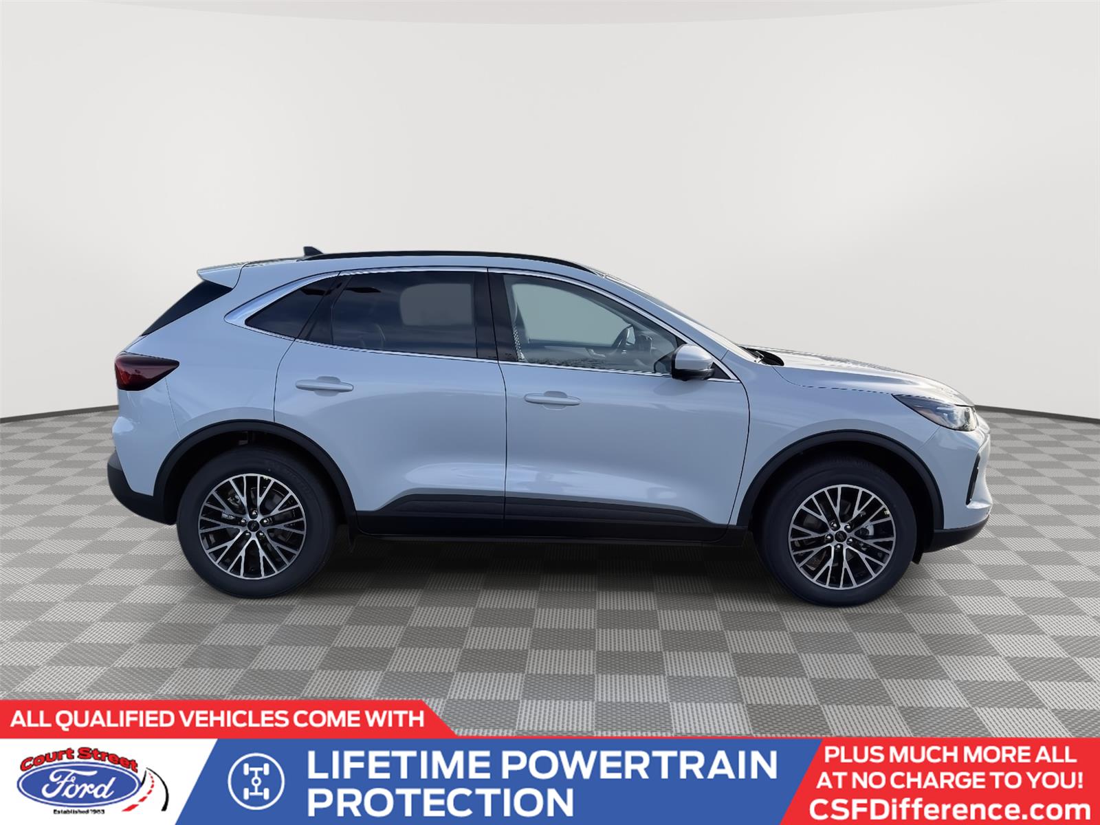 2025 Ford Escape PHEV's photo