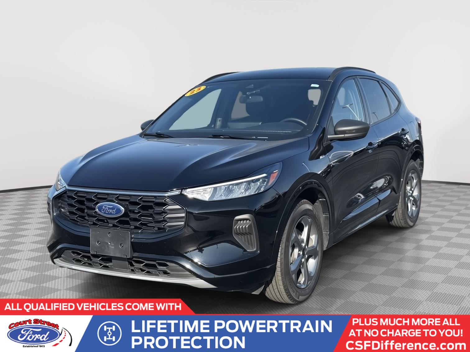 2023 Ford Escape ST-Line's photo